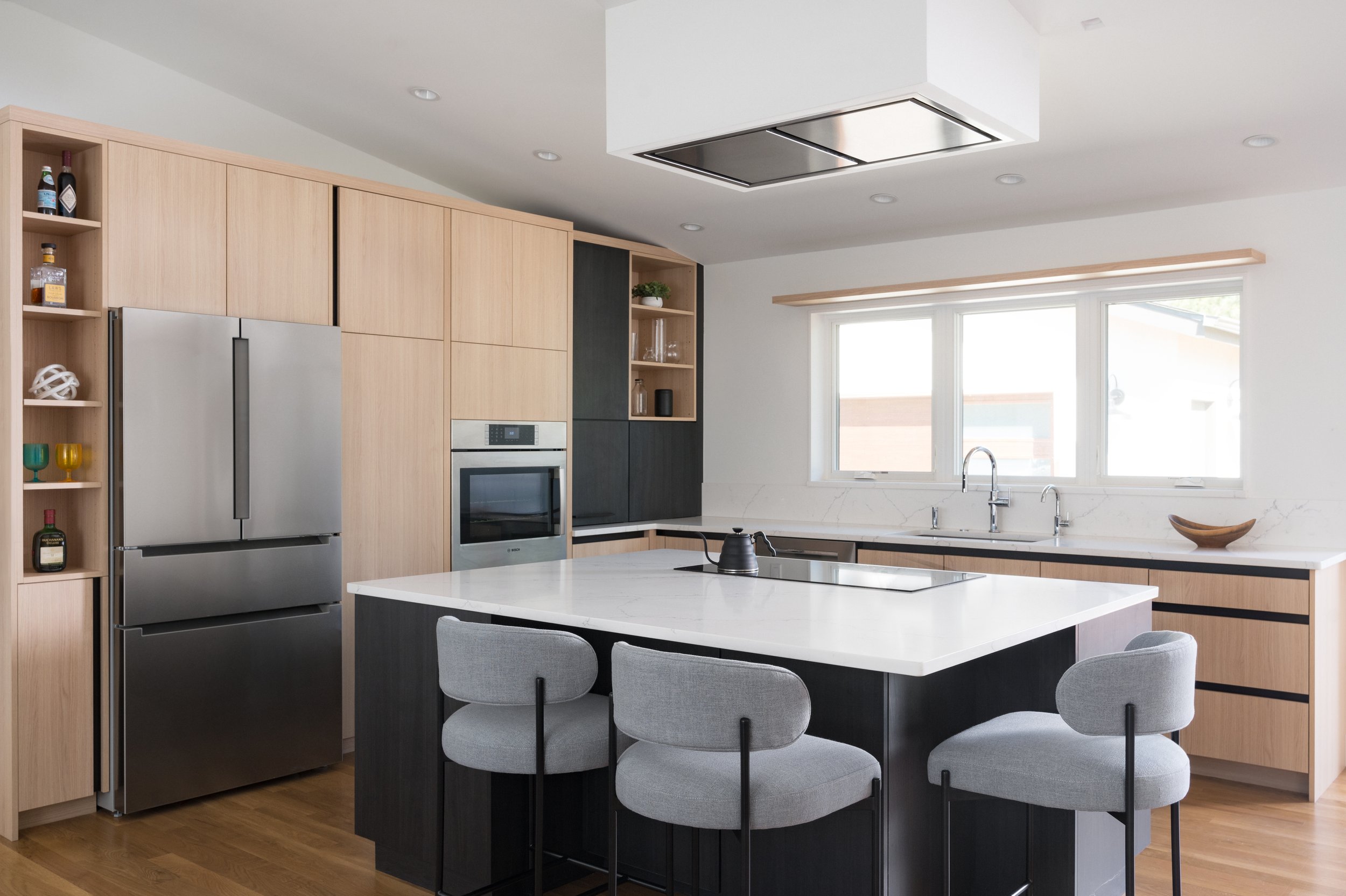 SOBOHomes_MartinDr_Kitchen.jpg