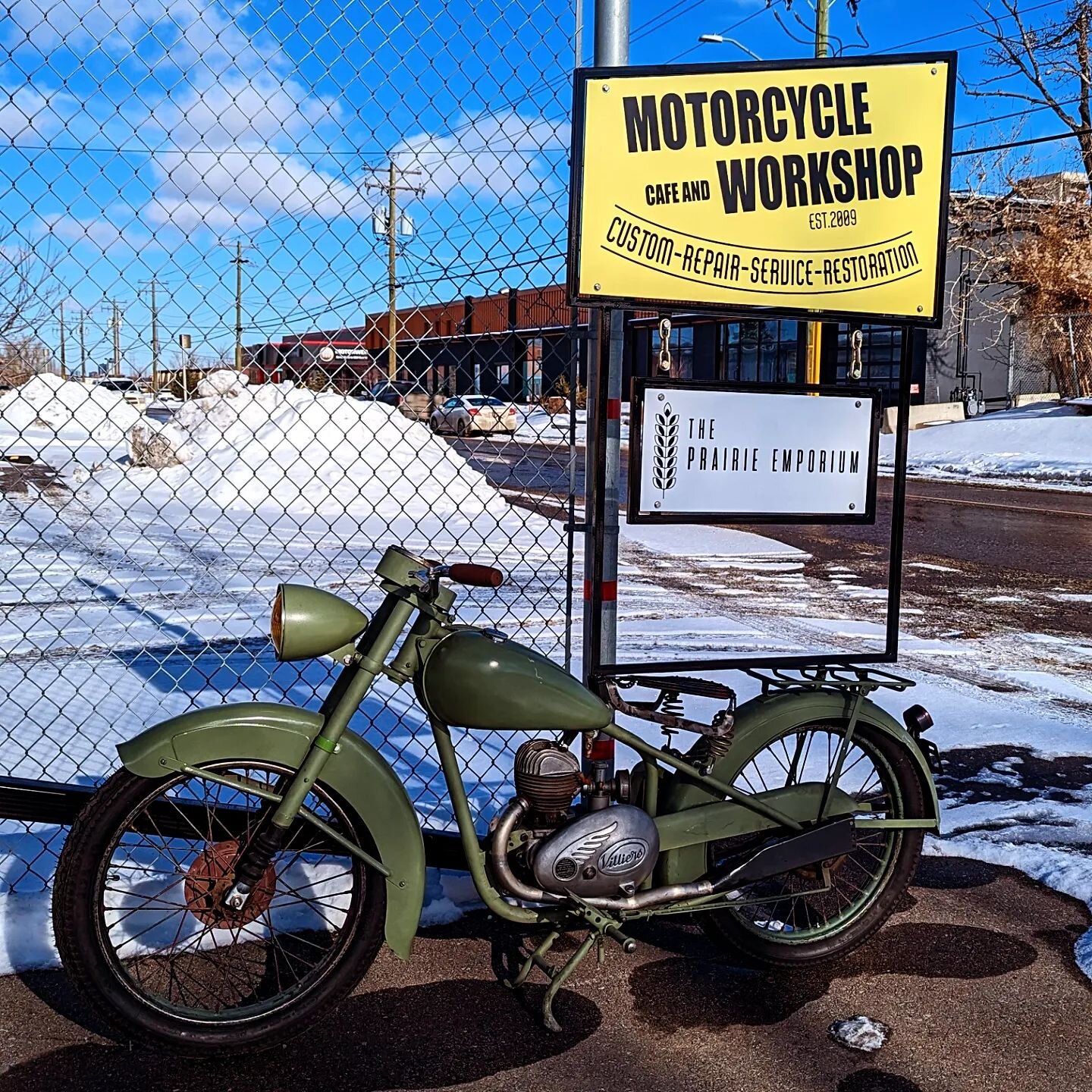 New sign, who dis? 🤘✌️

#theprairieemporium #illfatedkustoms