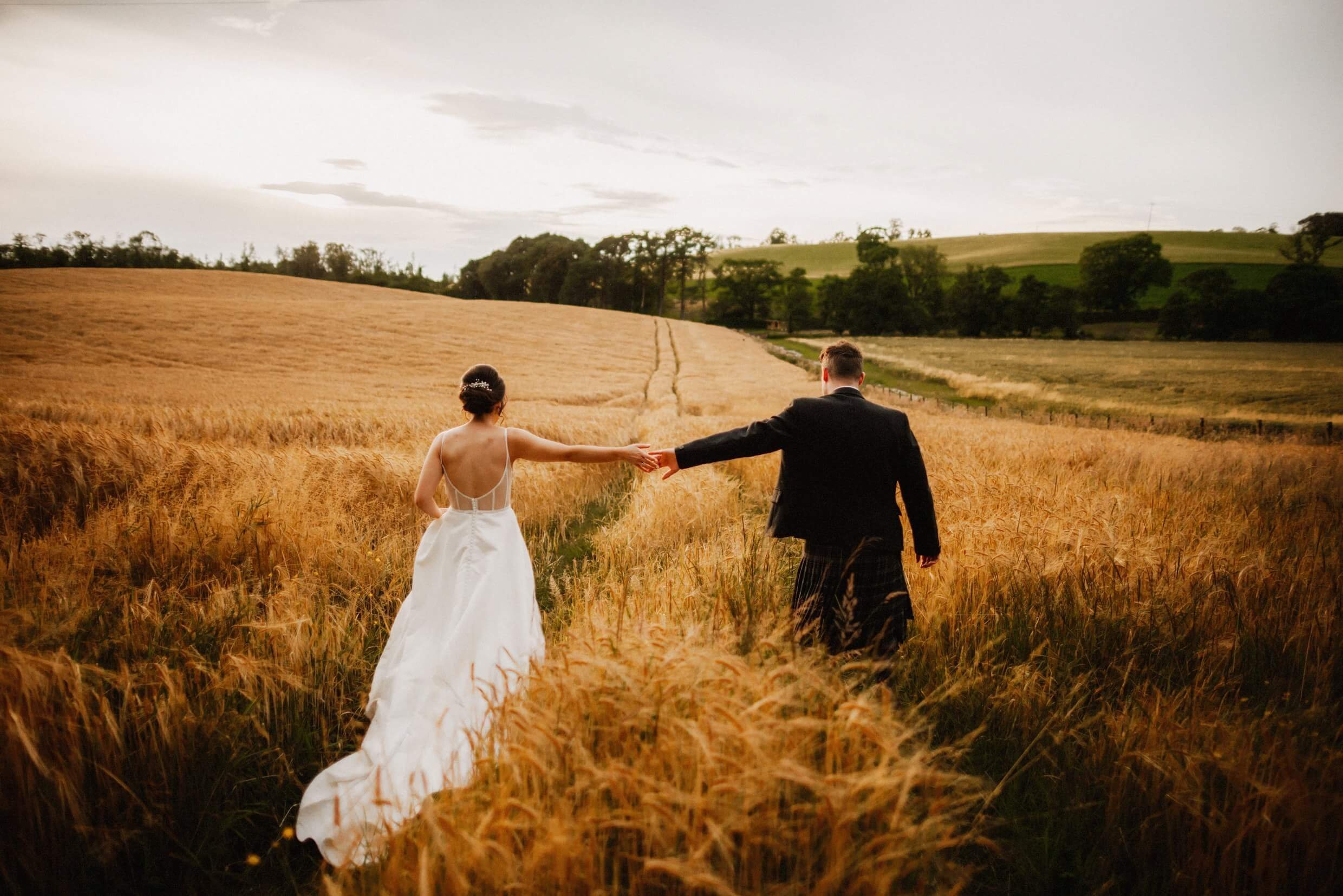 Golden+Hour+Wedding+photos~3.jpg