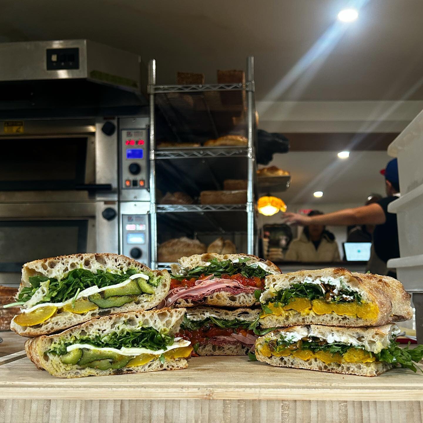 new sandwiches hitting the menu ! more veggie options as requested !! 

🥪delicata squash: roasted squash, arugula, whipped goats cheese, maple cayenne pepitas 

🥪deluxe: mortadella, mild salami, roasted peppers, ricotta, arugula, balsamic 

🥪zucch