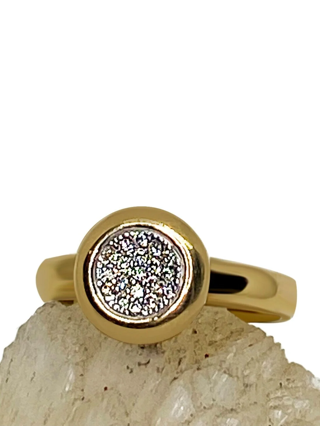 9ct Yellow Gold Diamond Ring