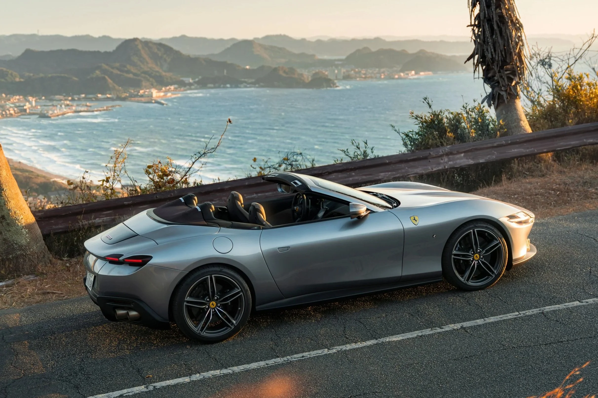 Ferrari Roma Spider