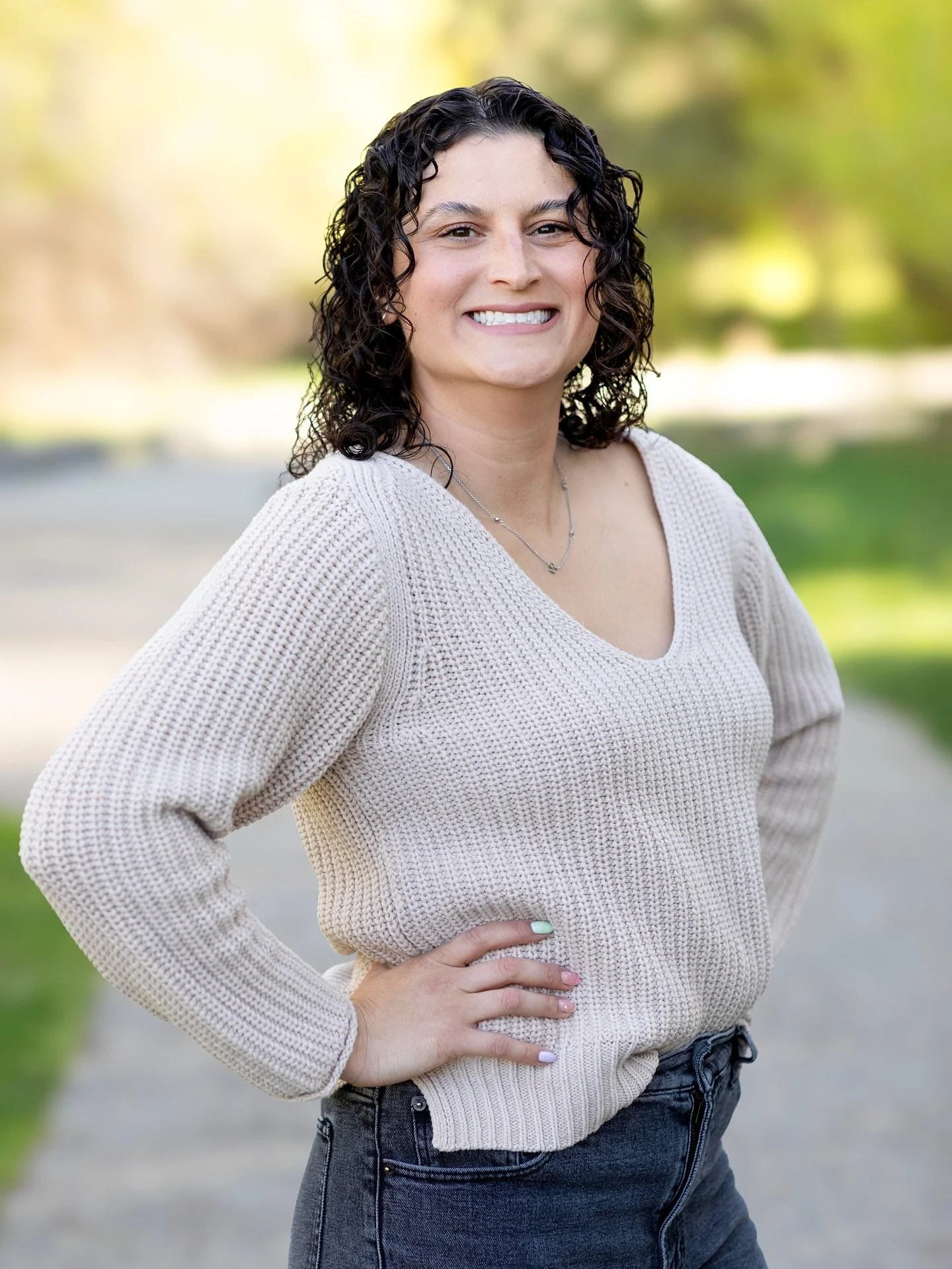 I had the most amazing catching up and photography this pretty lady right here last week! It was such a beautiful day walking around the park 🌳 

Boise headshot photographer
Boise portrait photographer