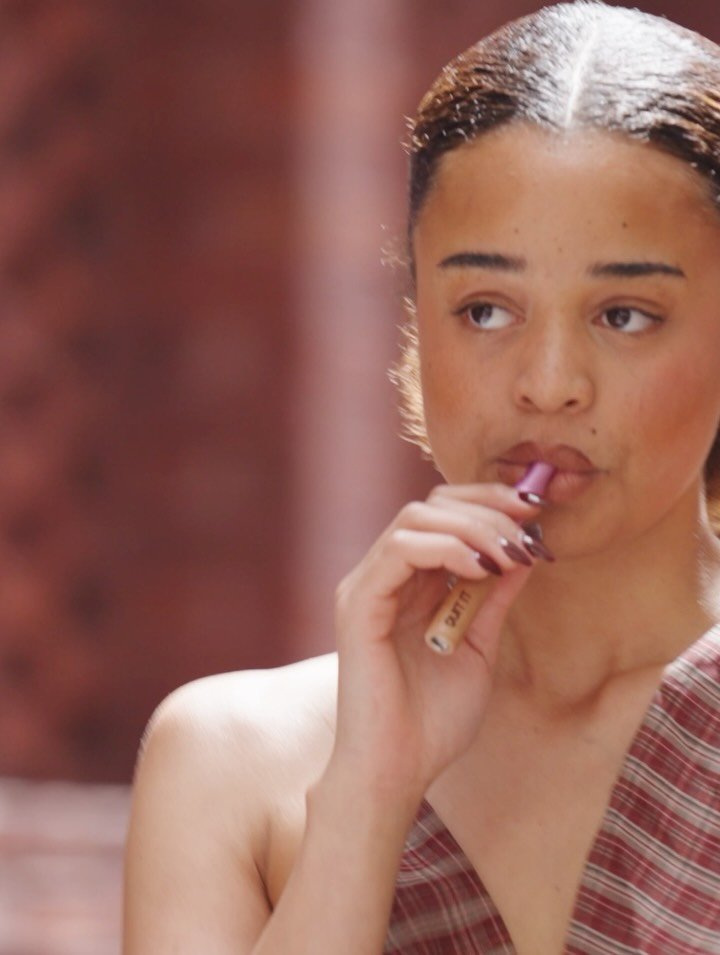 Professional loitering 🚭🔆♻️

Fun frames recently with @quitit_aus