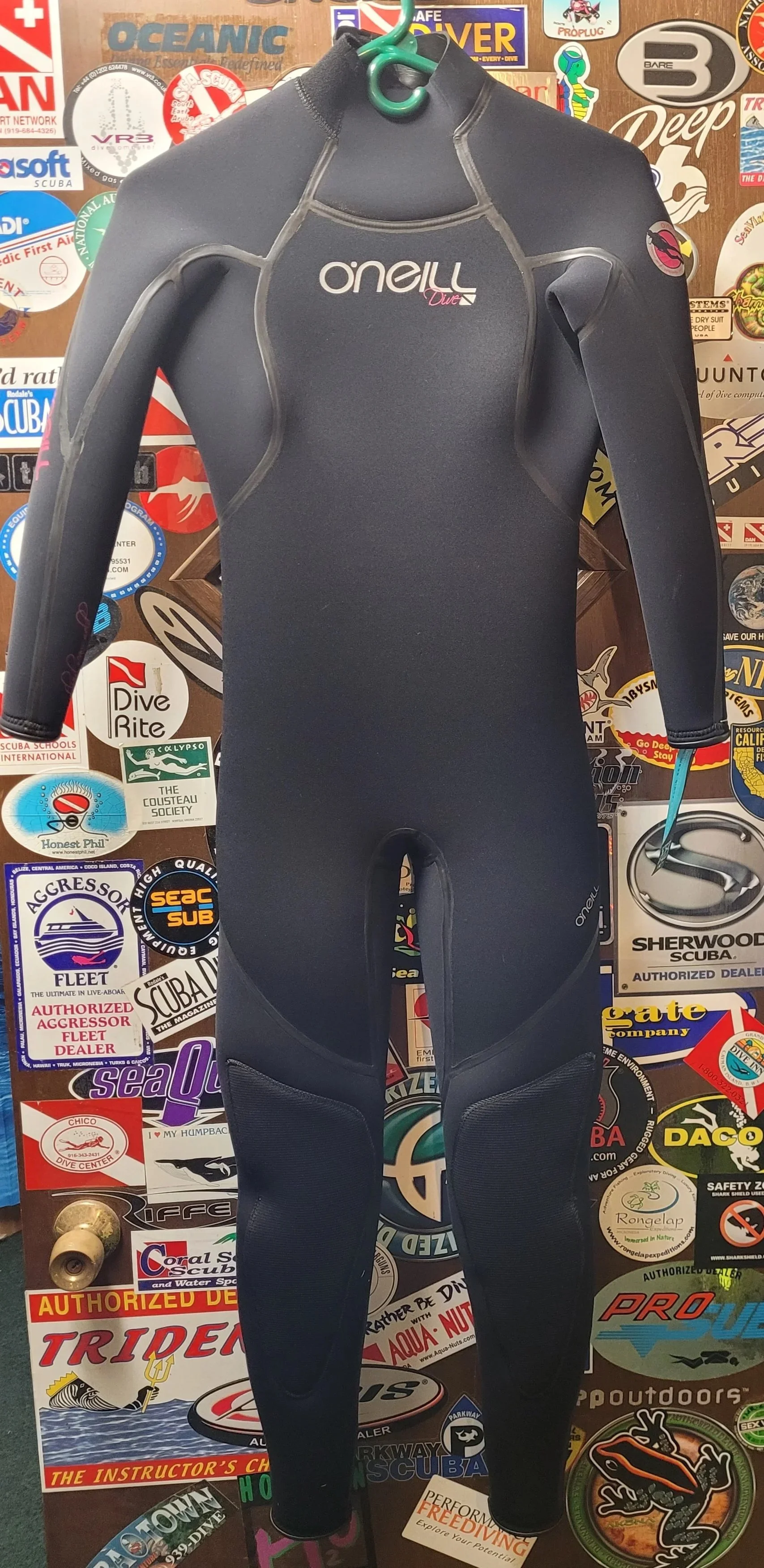 O'Neill Sector 5mm Ladies Size 4 Semi-Dry Neoprene Jumpsuit