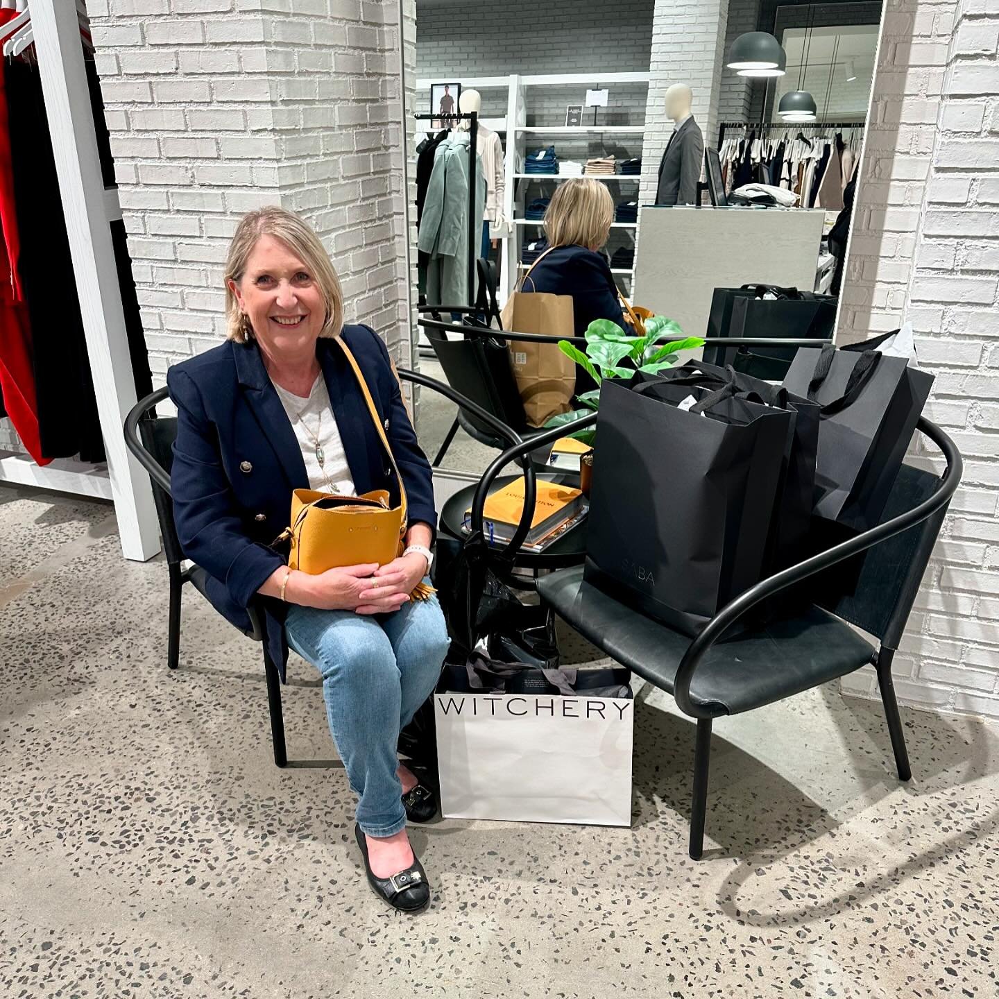 &bull; P E R S O N A L - S H O P P I N G &bull;
#styledbyjade #personalshoppingservice #melbournestylist 

SO MUCH JOY!!!! 

Today I had the absolute pleasure of meeting a new client for a day of Personal Shopping at Chadstone. 

Anne is a gorgeous w