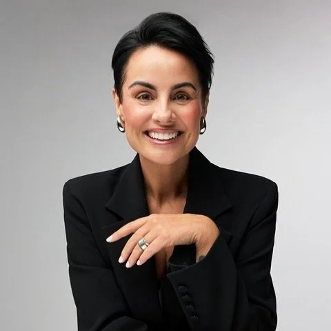 WELCOME&hellip; 🤍 

Hi, I&rsquo;m Jade &mdash; Fashion Stylist, Content Creator &amp; Fashion Blogger. 

With over 30 years in the fashion &amp; beauty industry and 18 years as the owner of STYLED BY JADE &amp; Co, I&rsquo;ve dedicated my career to 