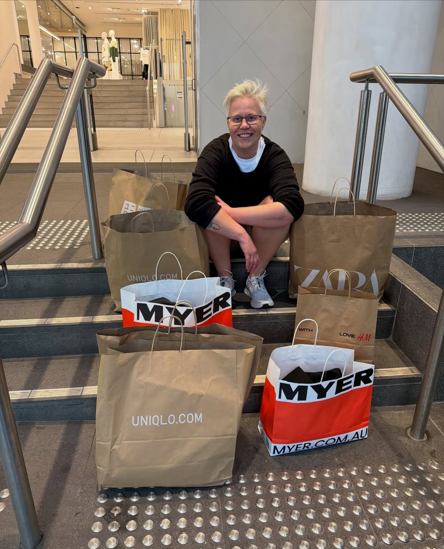 &bull; P E R S O N A L  S H O P P I N G &bull;

Today&rsquo;s personal shopping session was all about stepping outside the comfort zone and exploring new clothing styles. Riley was ready to move beyond the usual black T-shirt and black jeans and disc