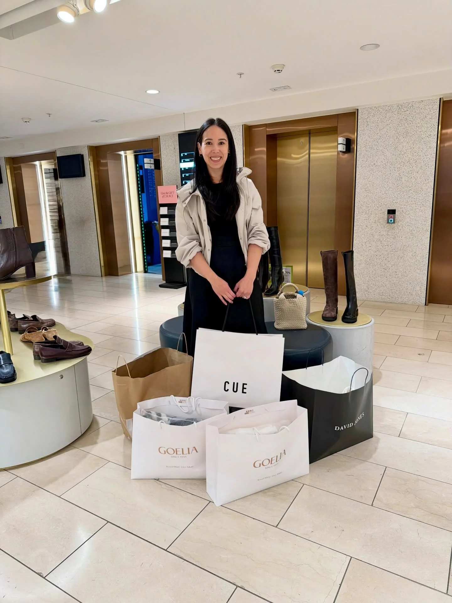 &bull; P E R S O N A L - S H O P P I N G &bull; 

I feel so grateful to work with such amazing clients.

I always have a great time with our repeat client, Natasha. Today we refreshed her casual and work wardrobe.

Natasha is a true fashionista, and 