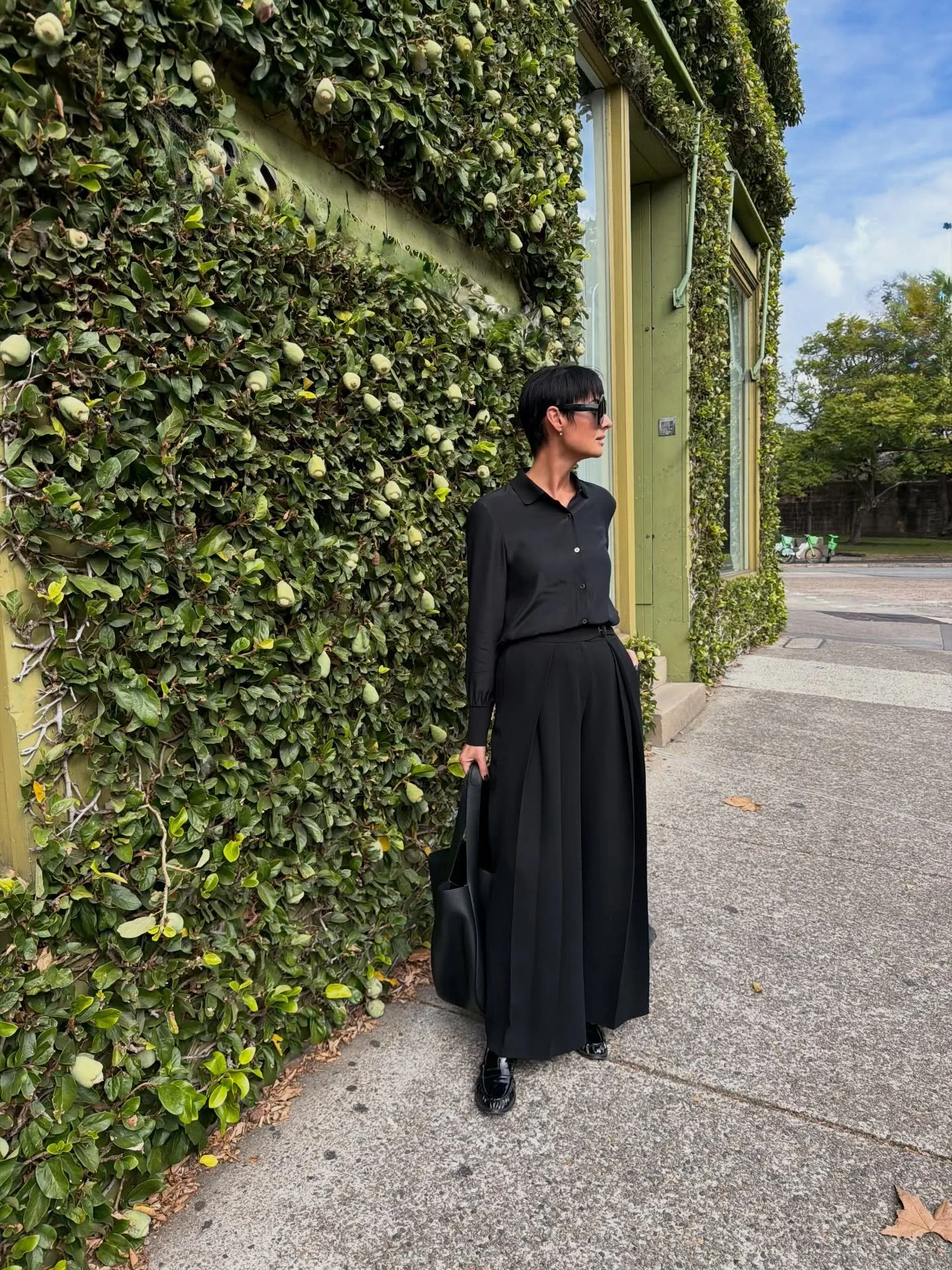 Lunch in Paddington, Fashion Week in Mind, Effortless Style Everywhere ✨

From long lunches to running between shows, coffee stops and exploring the streets of Paddington during Australian Fashion Week, this look stayed polished, comfortable and effo
