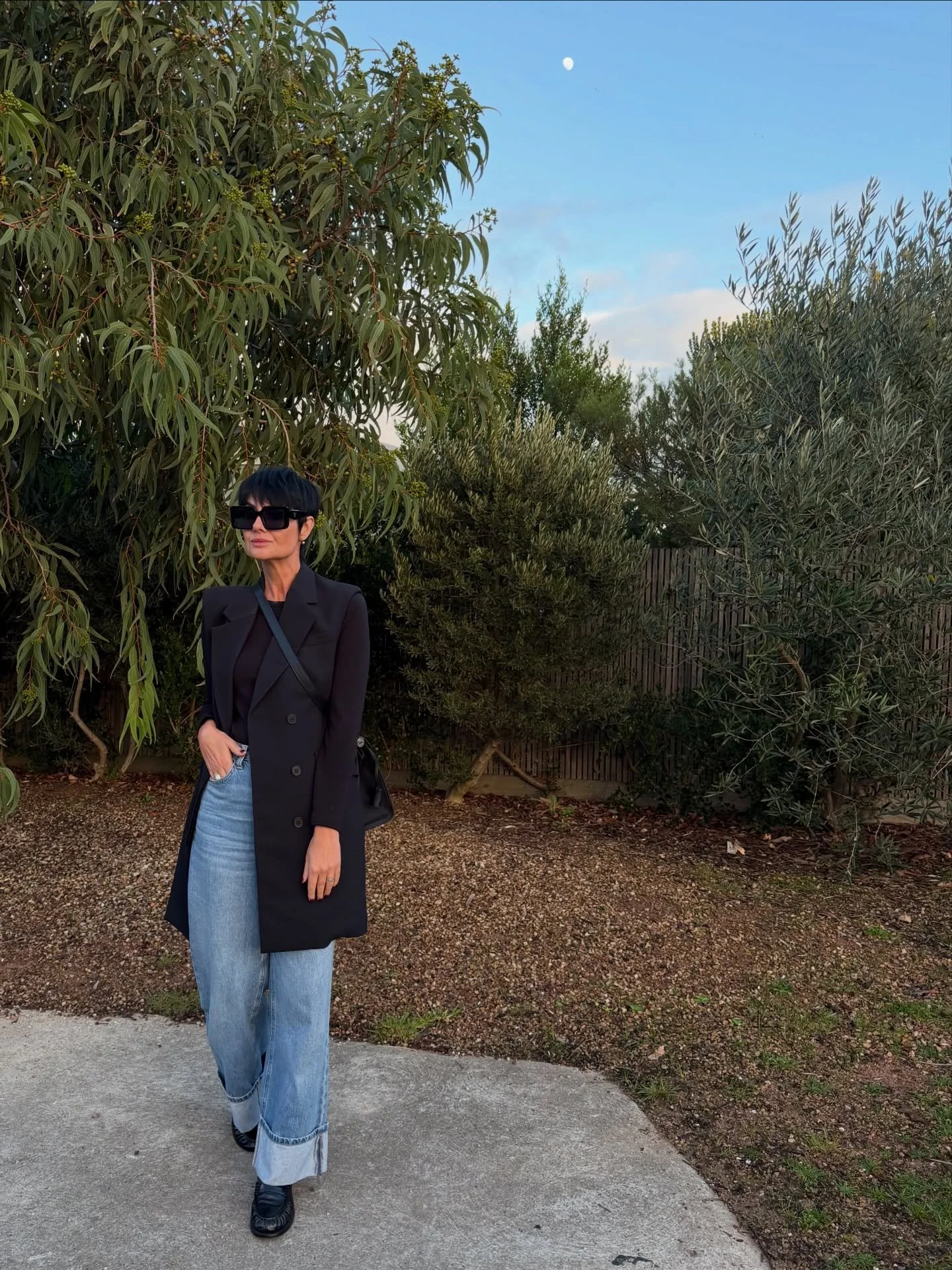 DAY OFF STYLE 🖤

At 48, I&rsquo;ve learned that great style is about knowing yourself, shopping your own wardrobe, and creating outfits that genuinely bring you joy.

Today is all about mixing high and low pieces&hellip;.Classic staples that work to