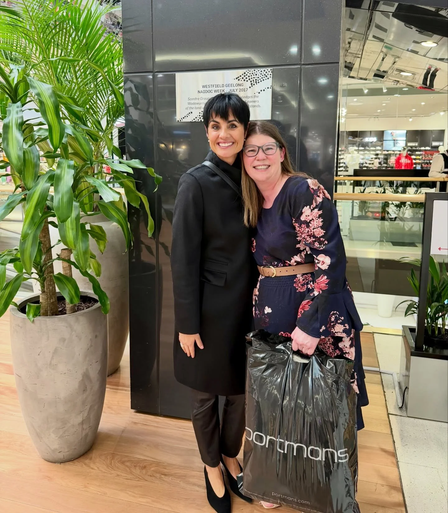 &bull; P E R S O N A L - S H O P P I N G &bull;

Another successful styling session today at Westfield Geelong! 

I had the pleasure of meeting my lovely new client Beck, for a 2-hour personal shopping experience. 
Her goal was to find versatile outf
