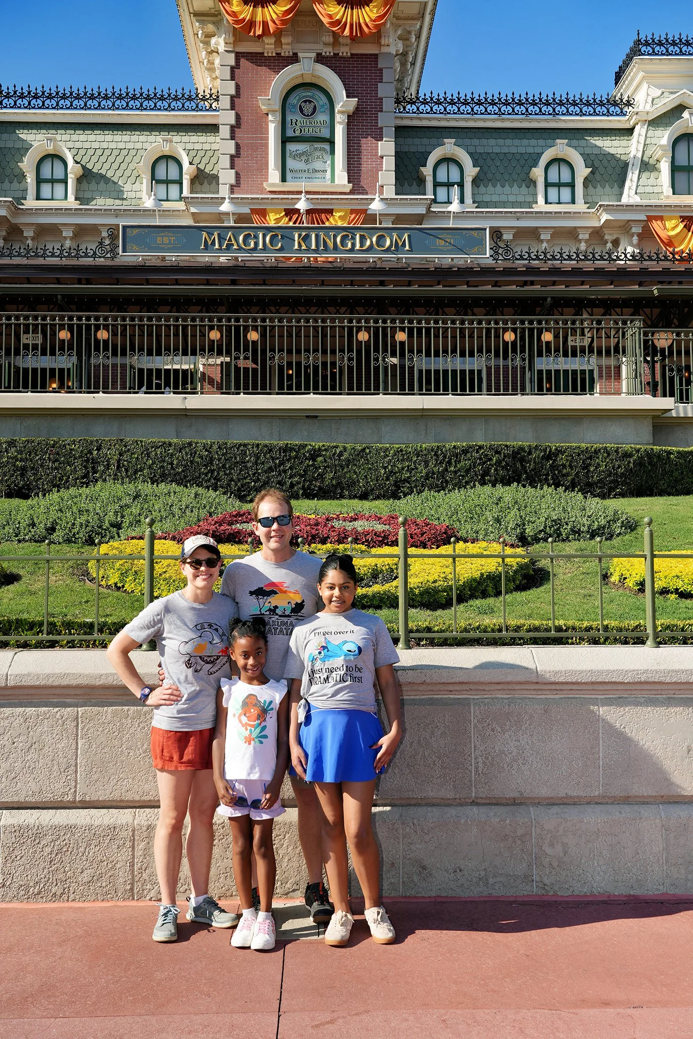 2025-09-15 - Magic Kingdom Park - Main street train station_5.jpeg