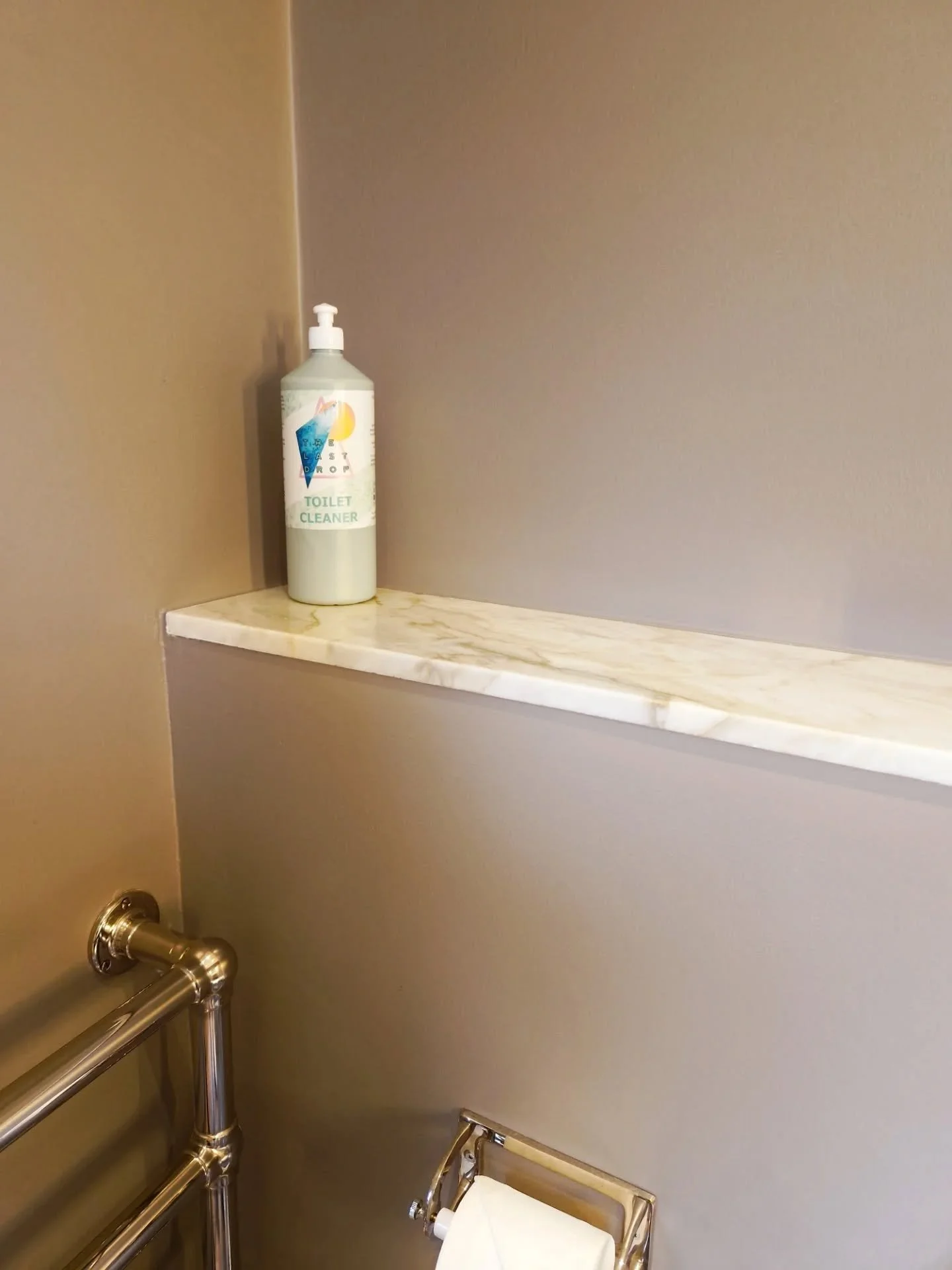 Our concentrated Toilet Cleaner always comes up trumps; independent tests in 2015 found it* removed nearly twice as much limescale as the next leading eco brand plus it has a super clean, refreshing lemongrass scent.

Not just for use in the loo. We 