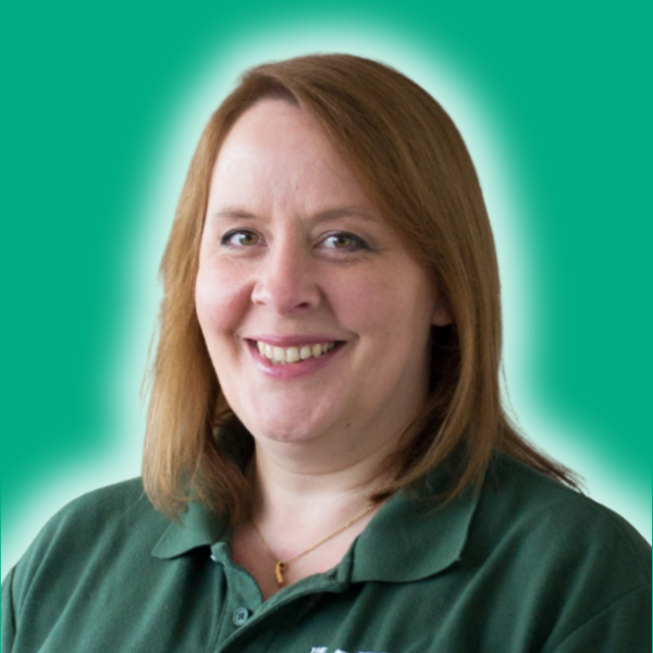 ADROIT SERVICES - AMAZING BATHROOMS | MANAGING PARTNER EMMA BUTT