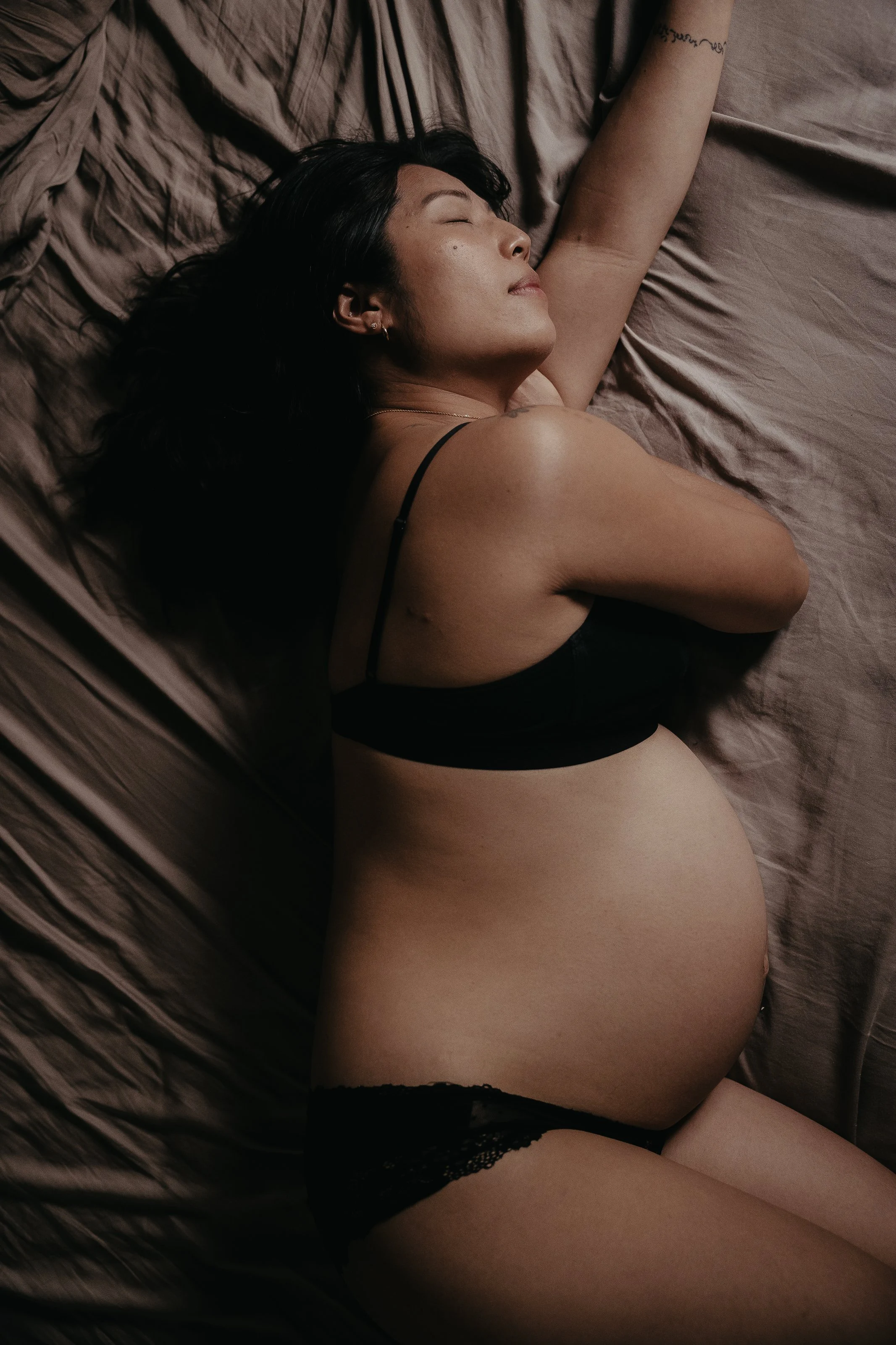 Motherhood Fotografie Hannover - Schwangerschaftsfotografie , Wochenbettreportagen und natürliche Mutter-Kind-Fotografie