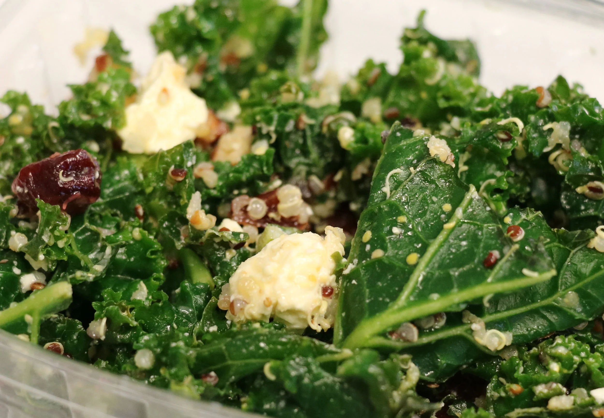 Kale & Quinoa Grab-N-Go Salad