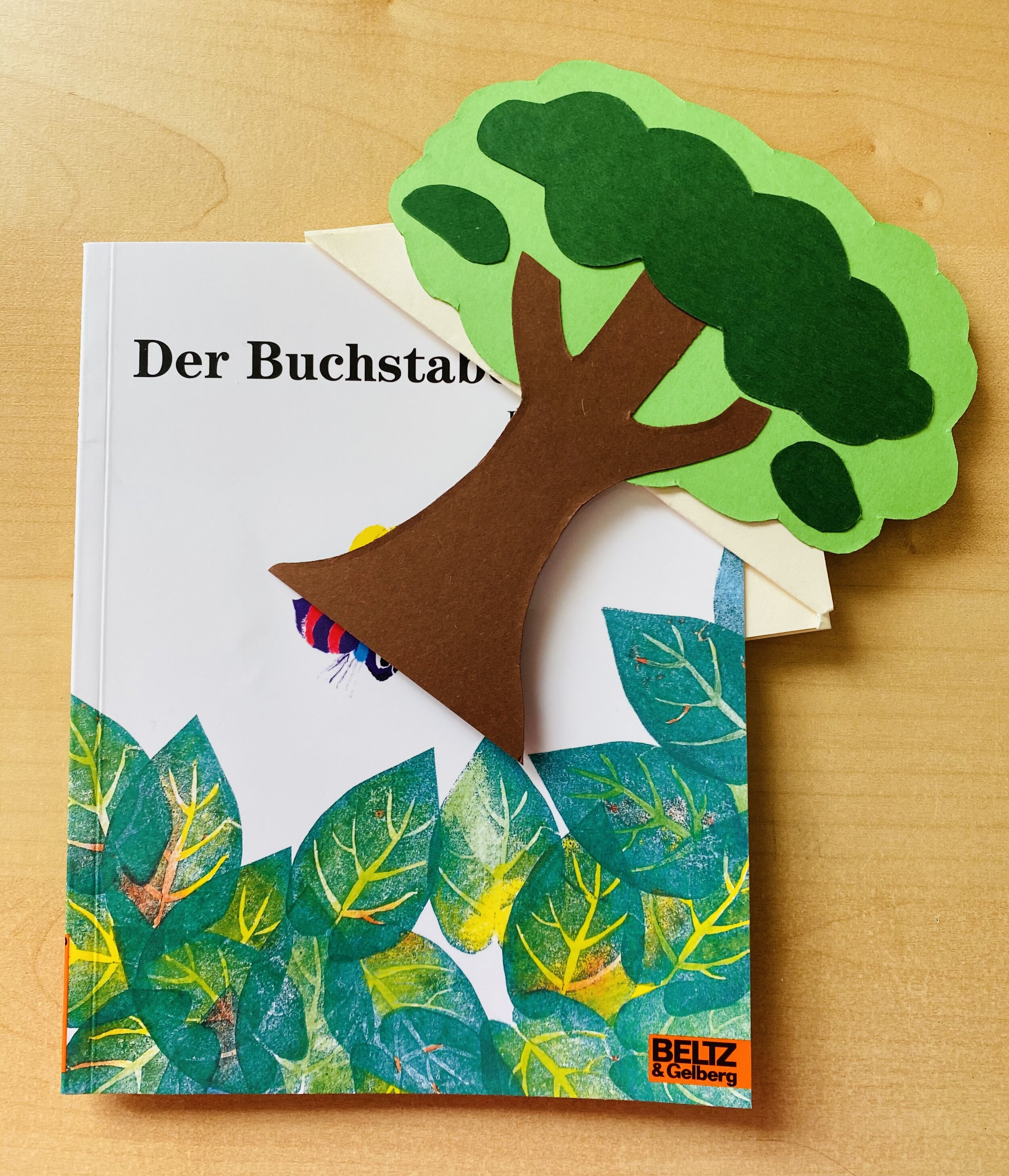  Buch Der Buchstabenbaum mit passendem Lesezeichen 