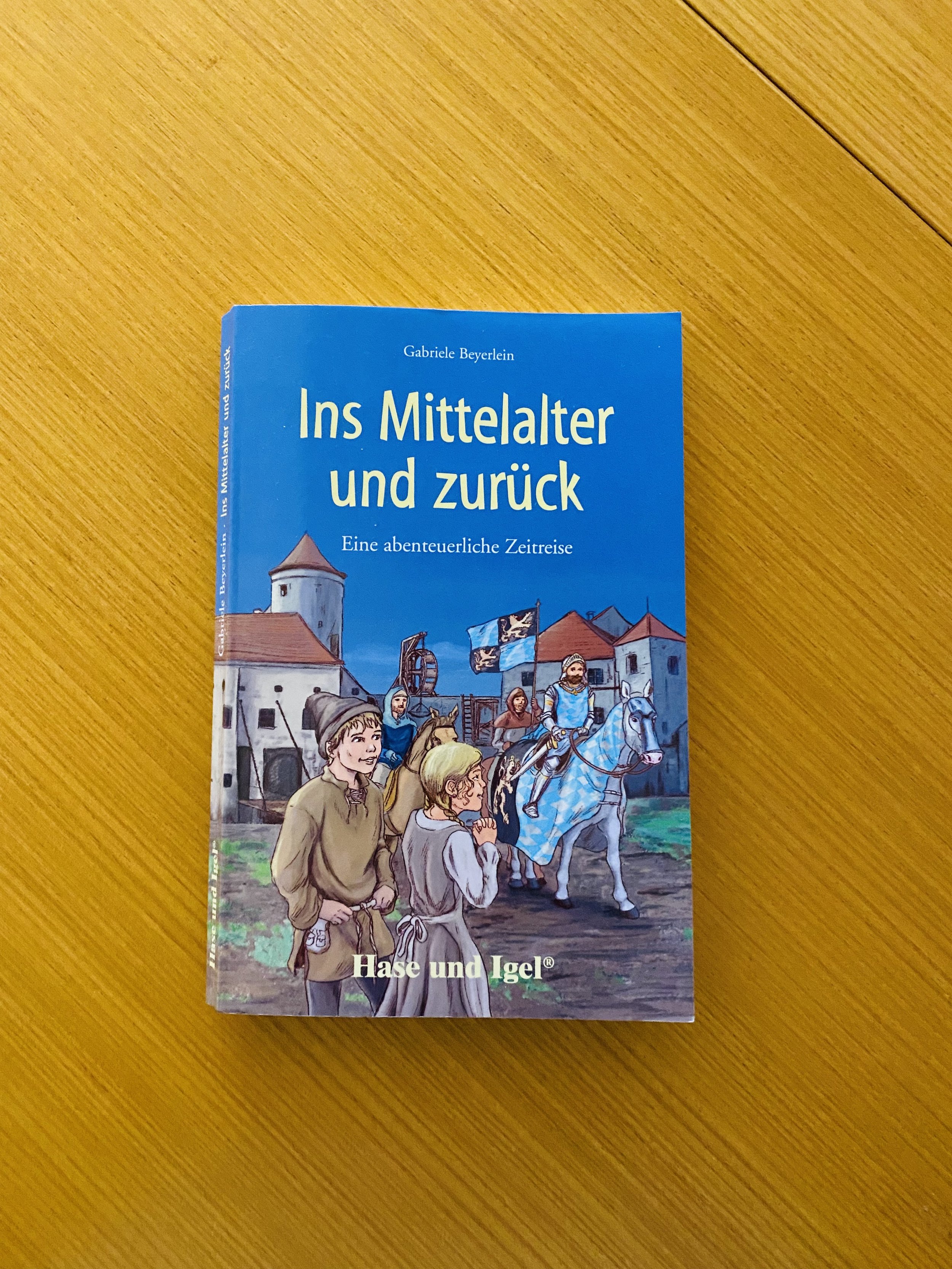  Buch Ins Mittelalter und zurück 