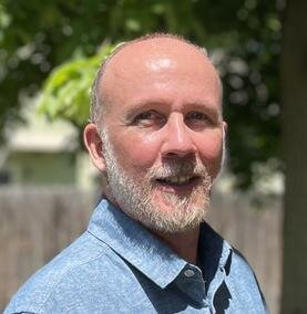 Dave Dennis Headshot