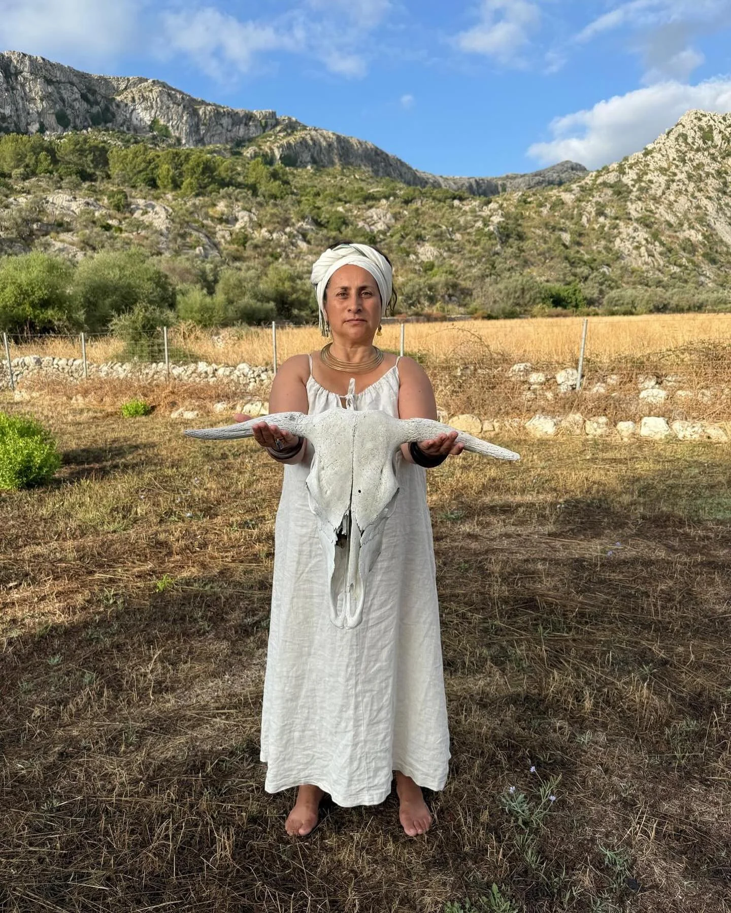 9 Ways to begin to Meet Yourself and create the space to Claim your True Self
1️⃣ PLAN … so you can create your Vision
2️⃣ REST .. so that you can create Balance and Sacred Self Care
3️⃣ HAVE FUN.. so that you can bring Joy into all that you