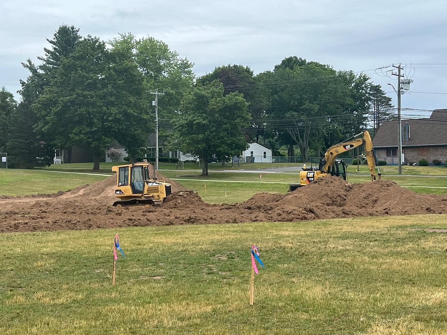 *UPDATE*
Ground has officially been broken at the home of the Vernon Miracle field!! 

Stay tuned as we continue to update the progress of the building of the field!! 

#miracleleagueofnorthernct