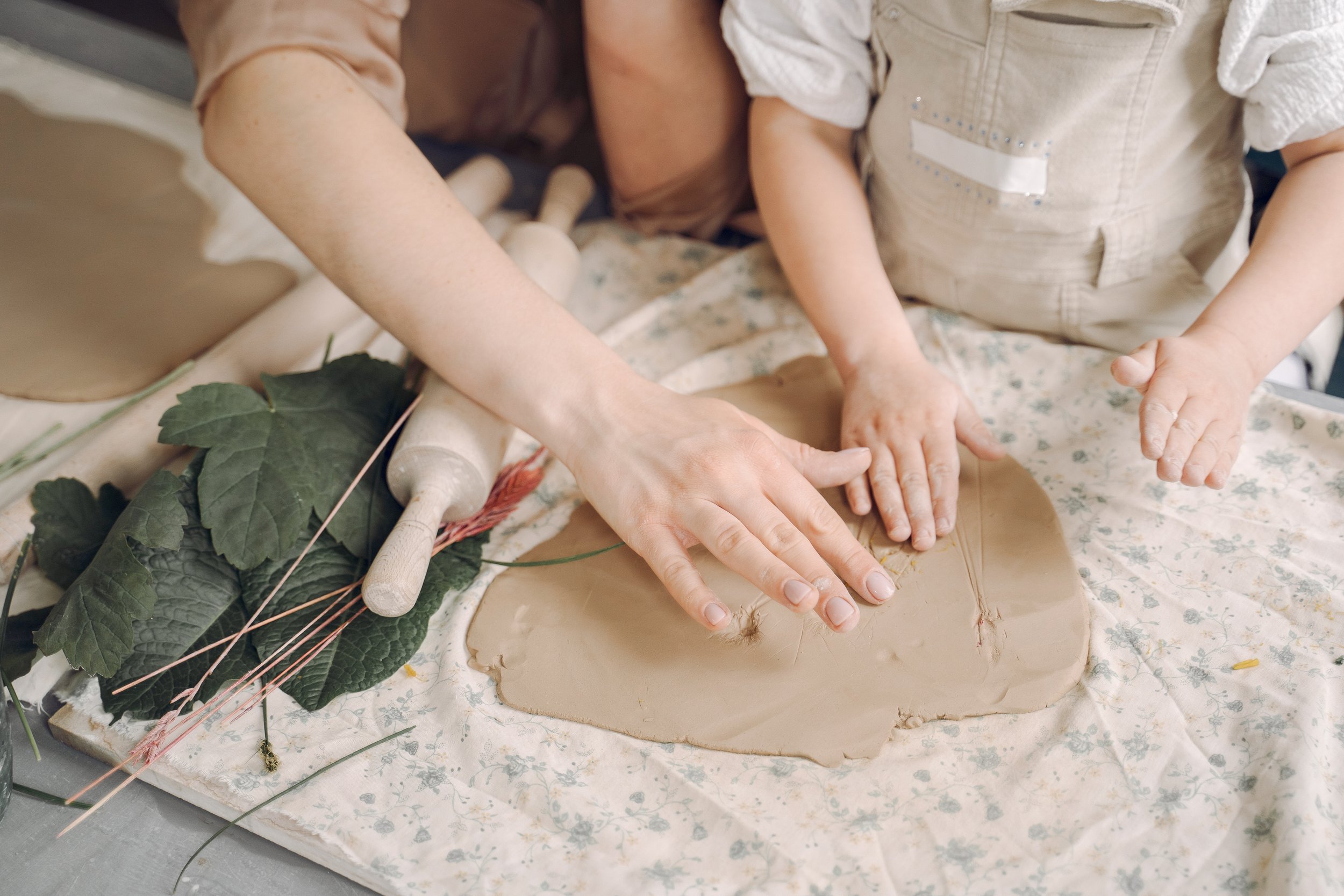 Create & Celebrate: A Mommy & Me Art Day Members-Only Event