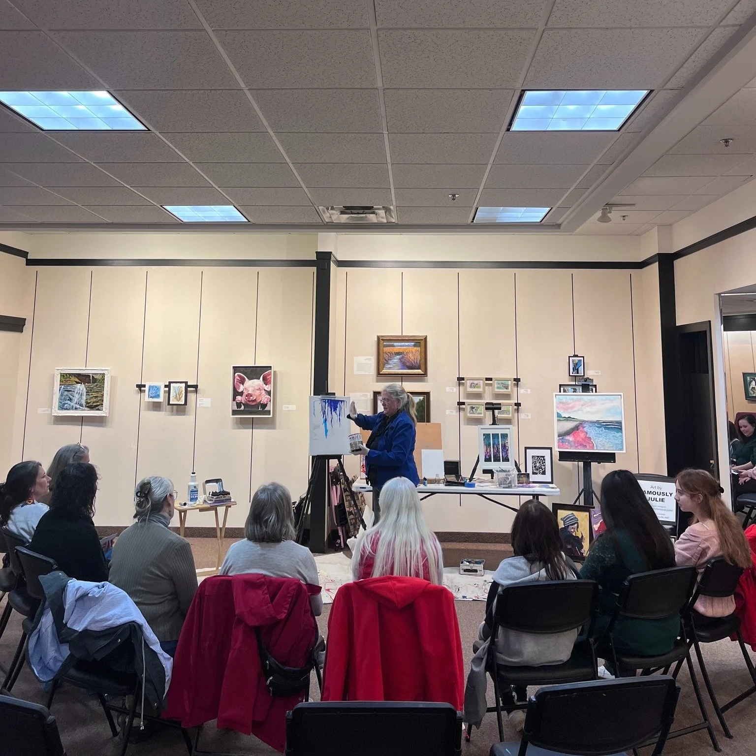 We had a great time with Julie Stephan and learning about her process with alcohol inks and really enjoyed the demonstration during her Inside Look program last Friday. Our Inside Look Series is on a break this week, but please consider joining us fo