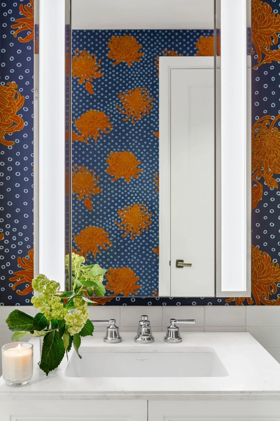bathroom+trend+2019+statement+wallpaper.jpeg