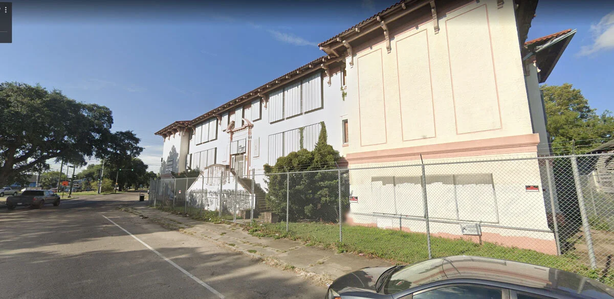 1524 Franklin Avenue
Listen to New Orleans