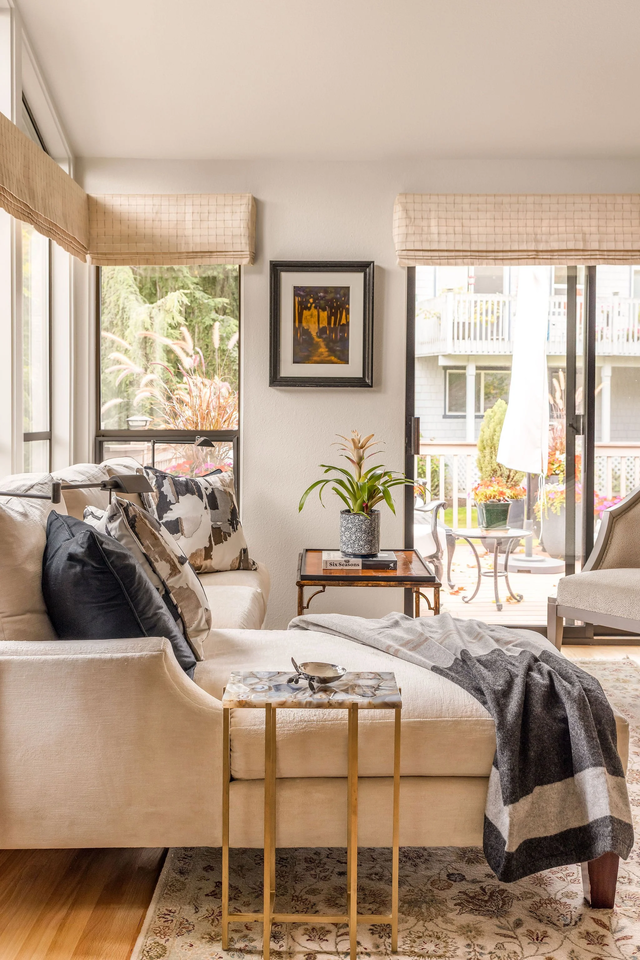 Cosmetic family room upgrade in Redmond 