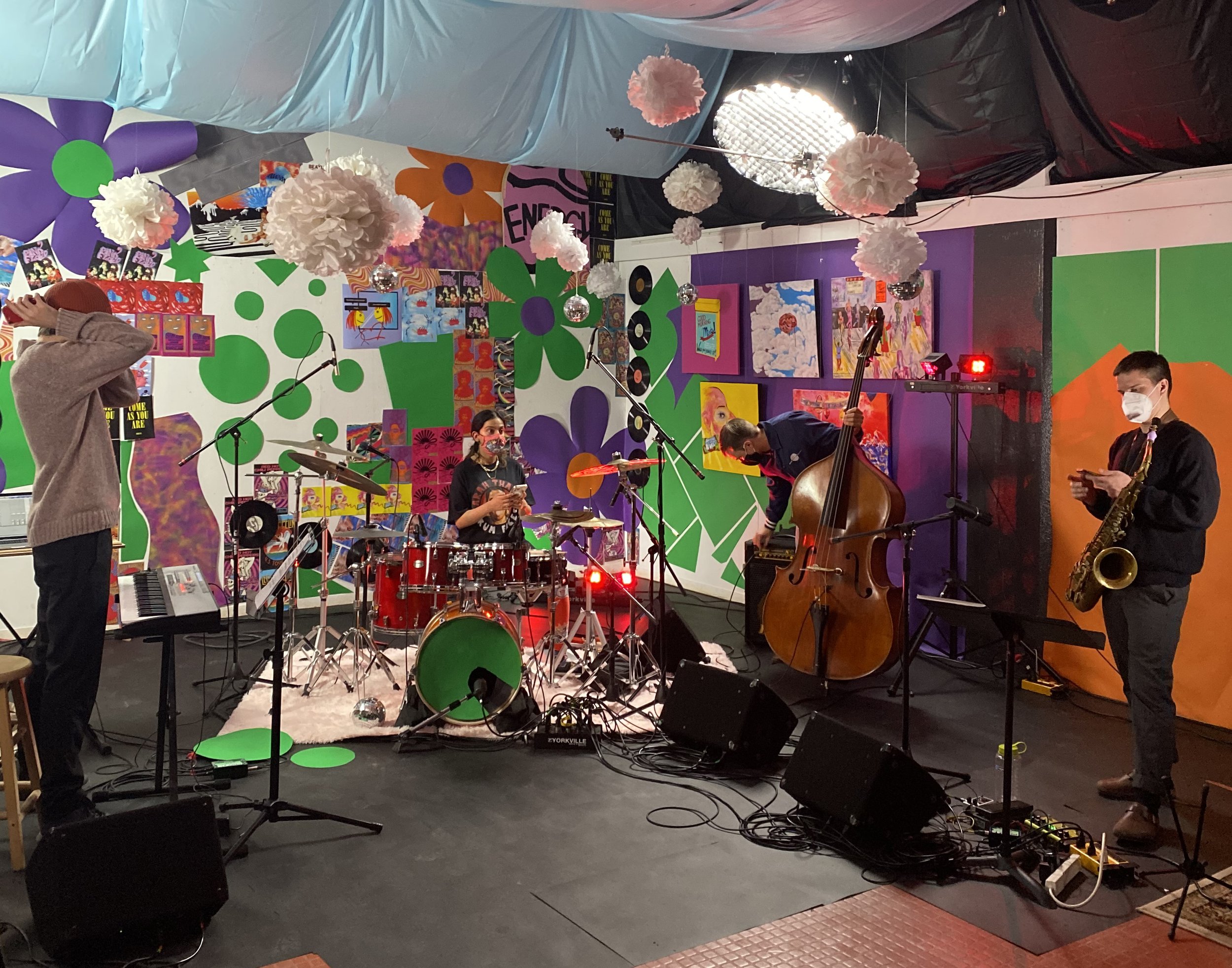 image live at 44.jpg