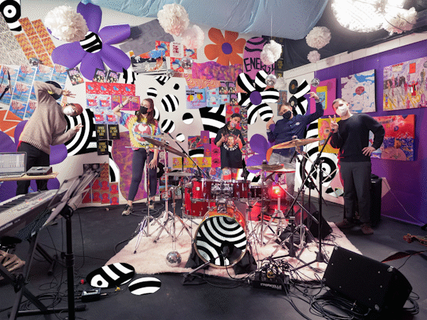 sarah_thawer-group_circles_6_940x.gif
