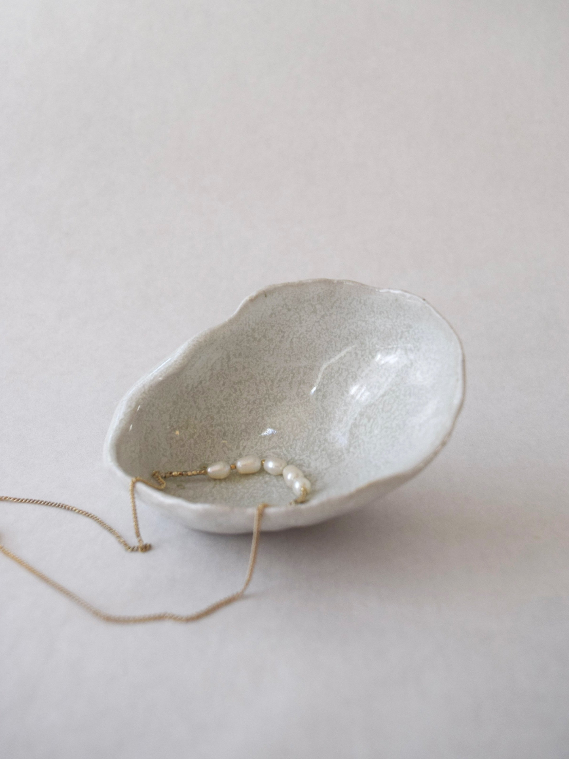 Kimball_Slade_Studio_Ceramic_Design_WabiSabi_Stoneware_Decor_Pearlescent_JewelryDish