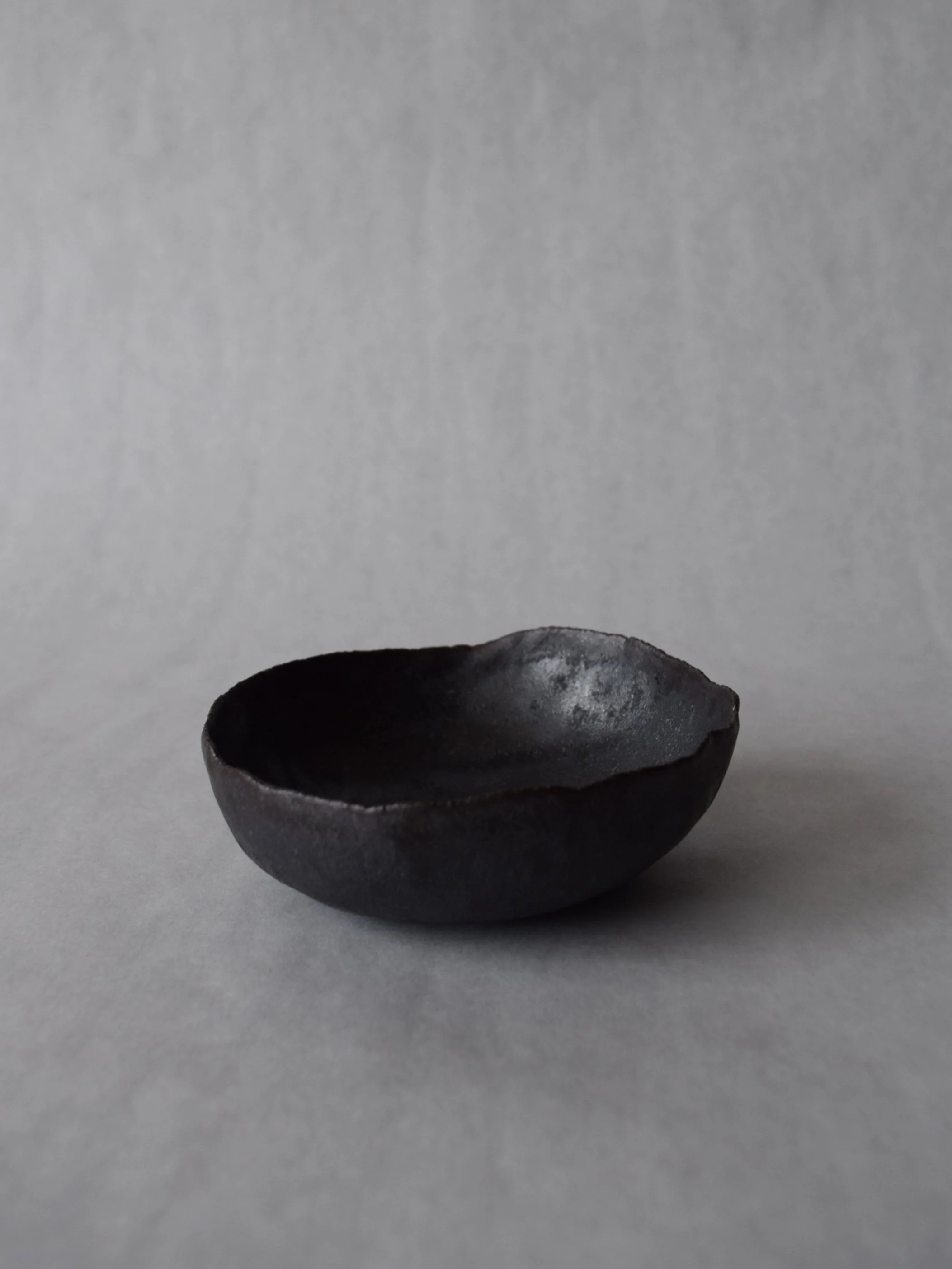 Kimball Slade Studio – shino glaze black nesting bowl set