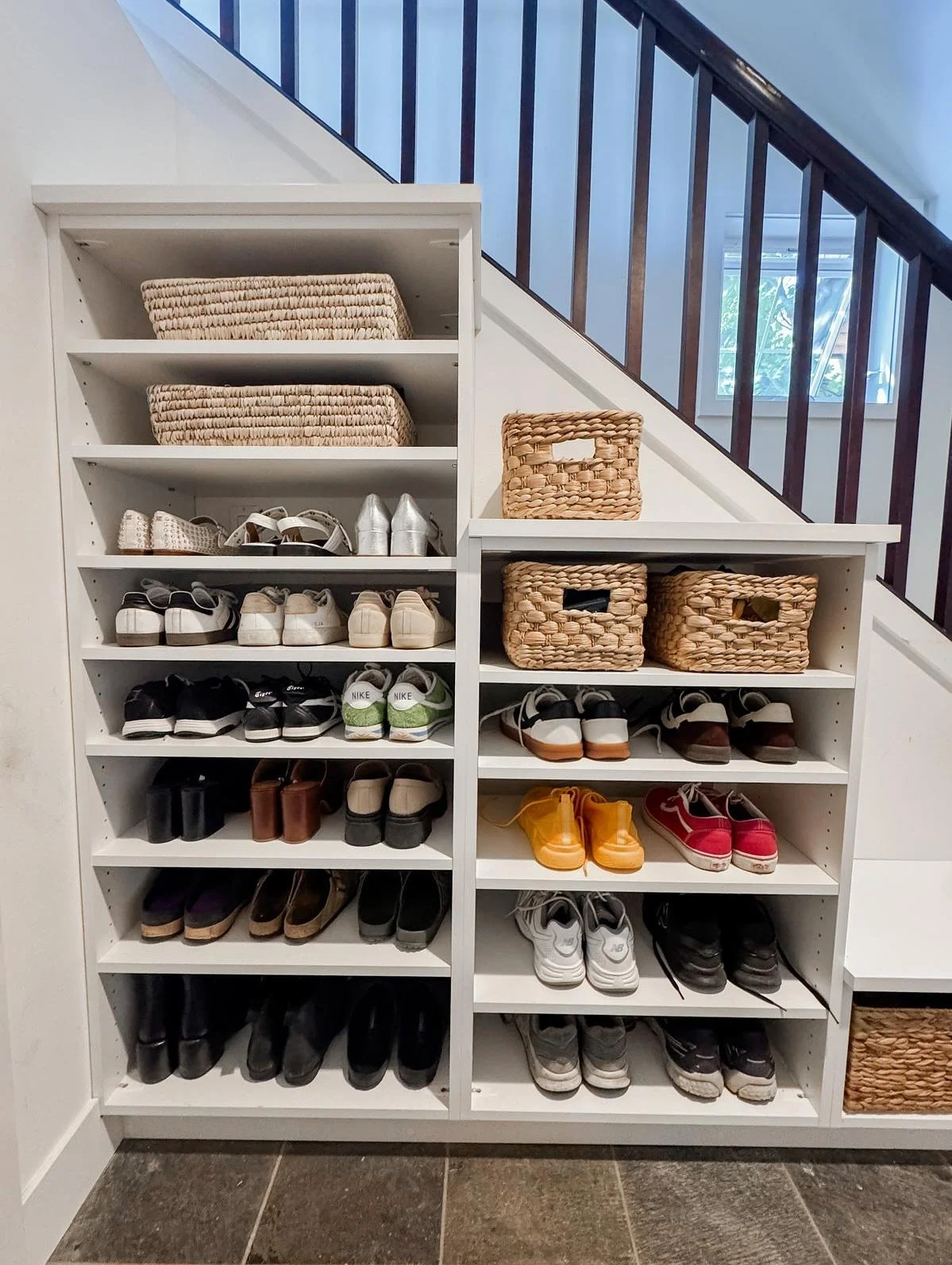 This entryway used to stress them out. Now they're greeted with calm 🌿

#homeinspo #interiororganizer #homeorganization #seattle #bysaki