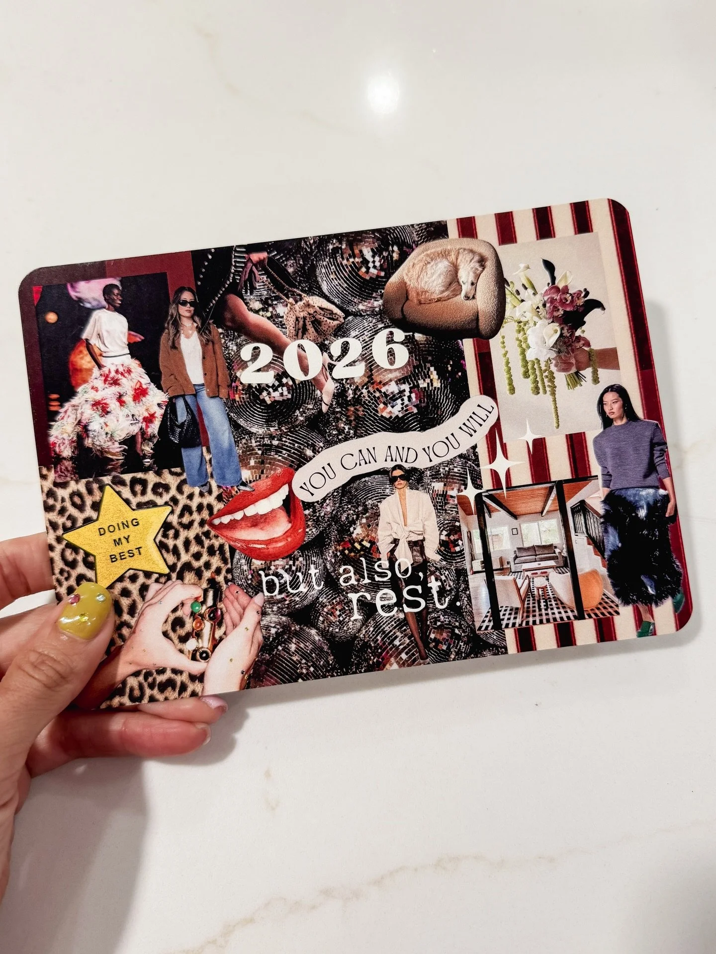 Some 2026 affirmations that'll inspire and get us back into the swing of things. We got this! ✨

Keep an eye out for our new year cards in the mail. 💌