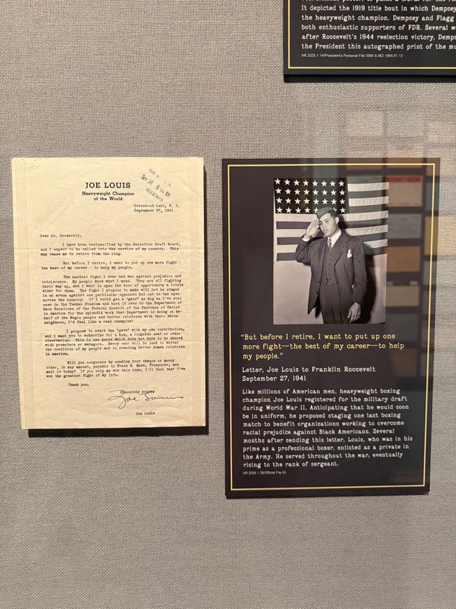 Signature-Moments_-(44)_Joe-Louis.jpg