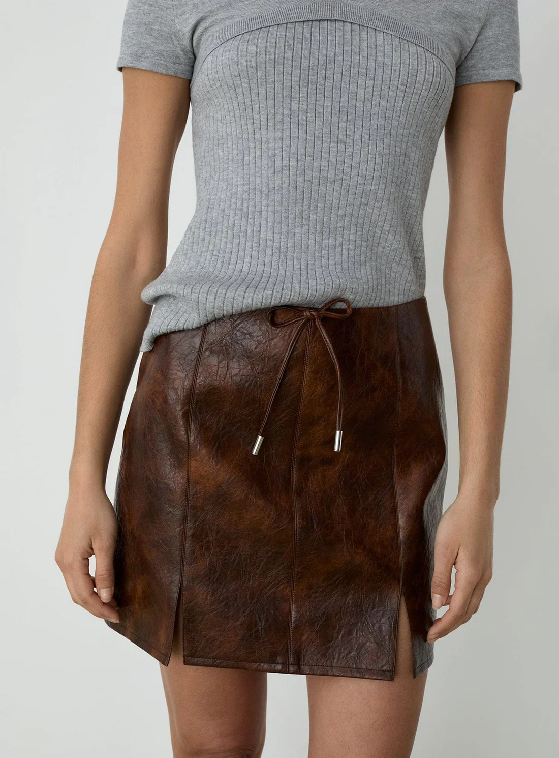 2M-JUNA-BROWN-SHORT-SKIRT.jpg.webp