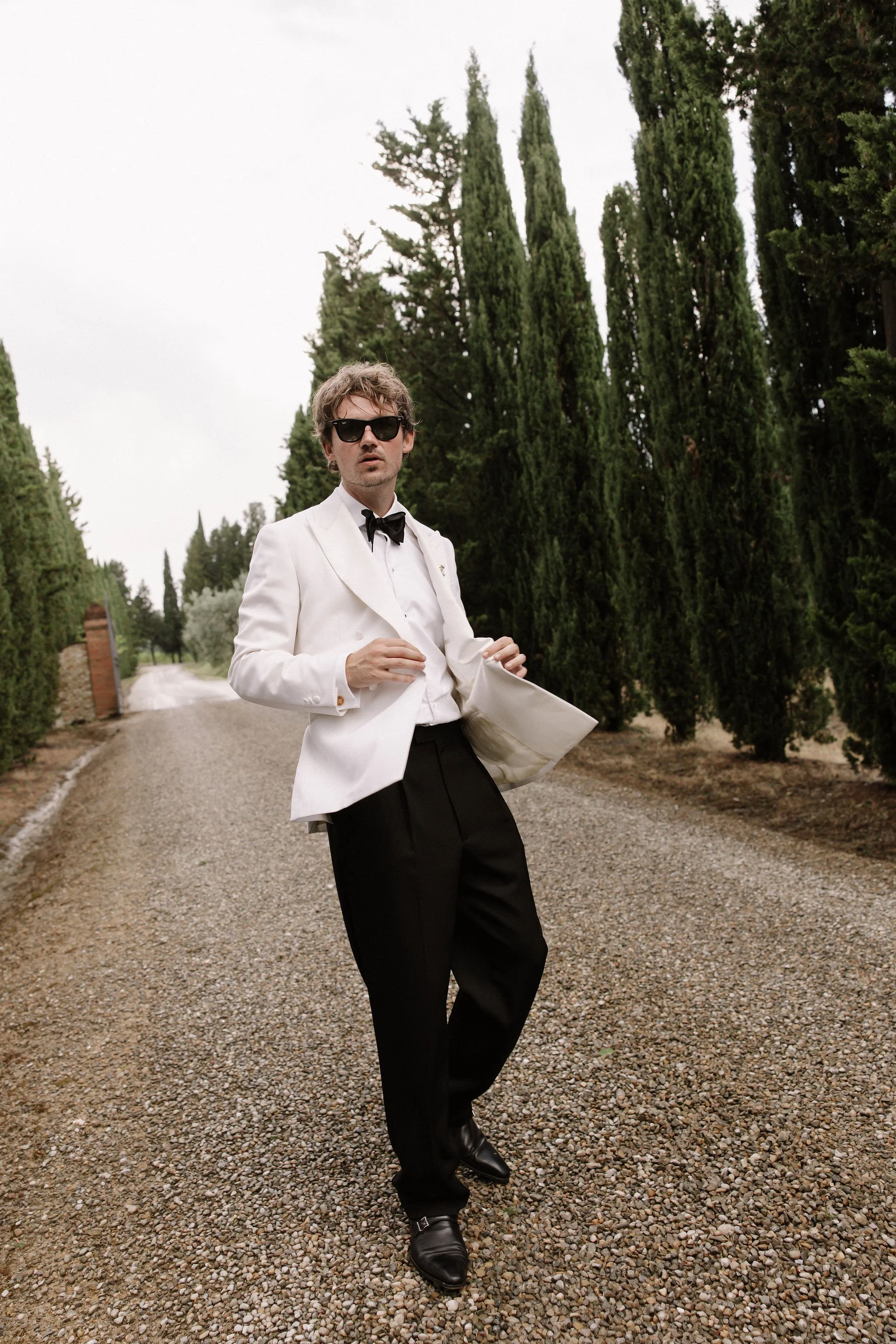 AEW_RobinandMichelle_WeddingPreviews-58.jpg