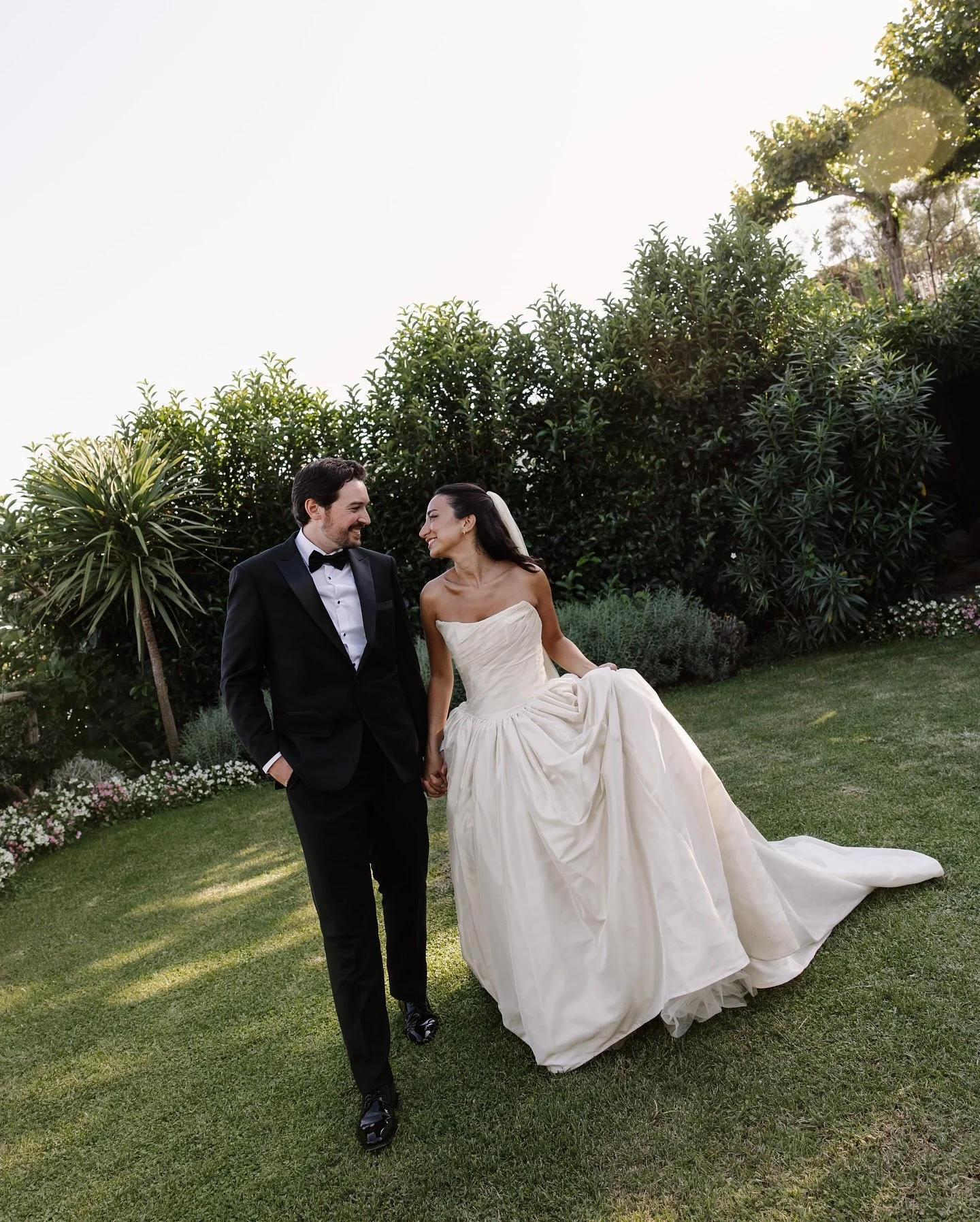 We are overwhelmed with beautiful weddings but I&rsquo;m so excited to share more from this perfect weekend with J &amp; D &mdash; more to come ❤️&zwj;🔥

Photography, Videography + Content Creation | @aleishaedwardsweddings
Venue | @villaevaravello
