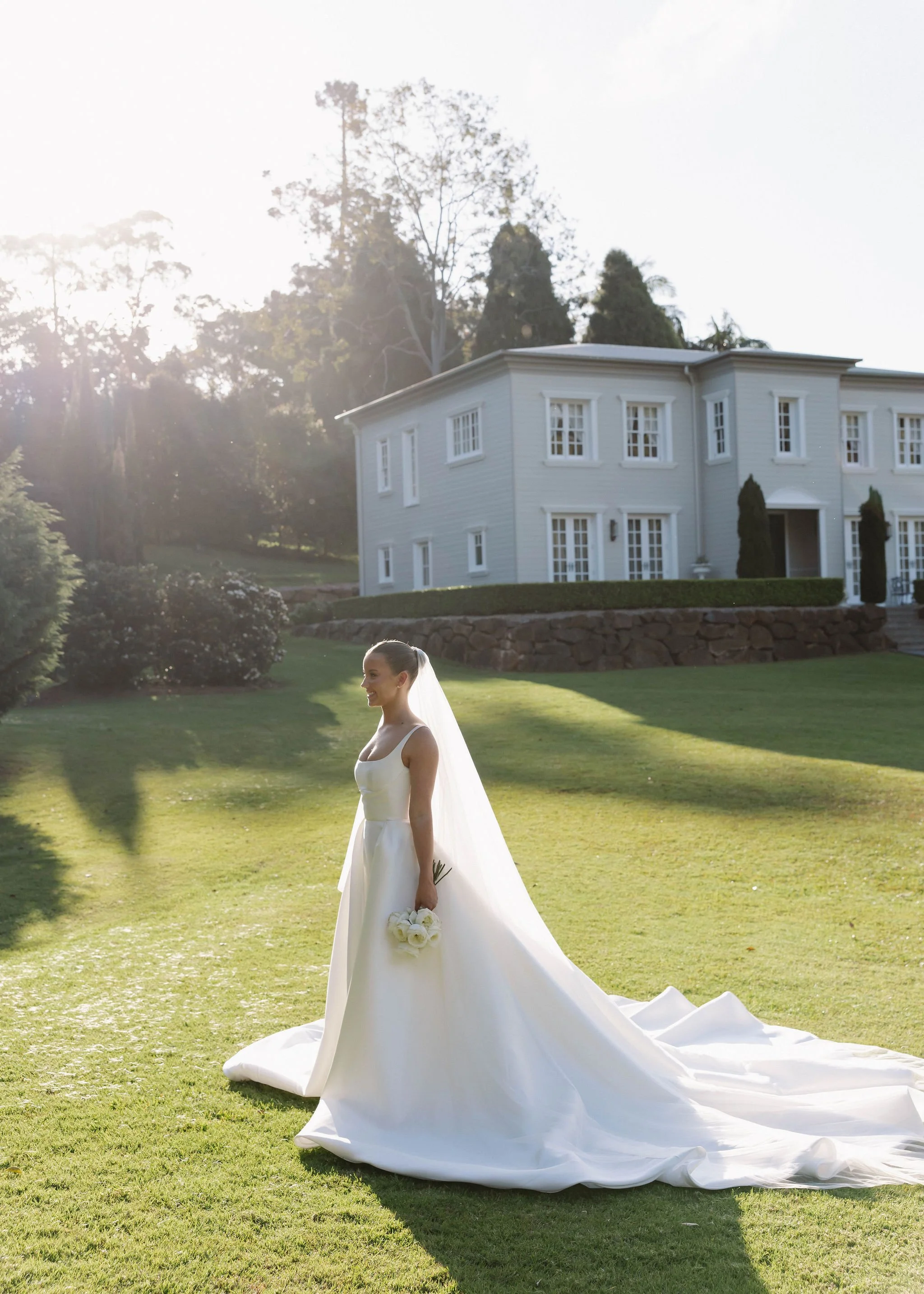 AEW_AbbieandBrodie_WeddingPreviews-55.jpg