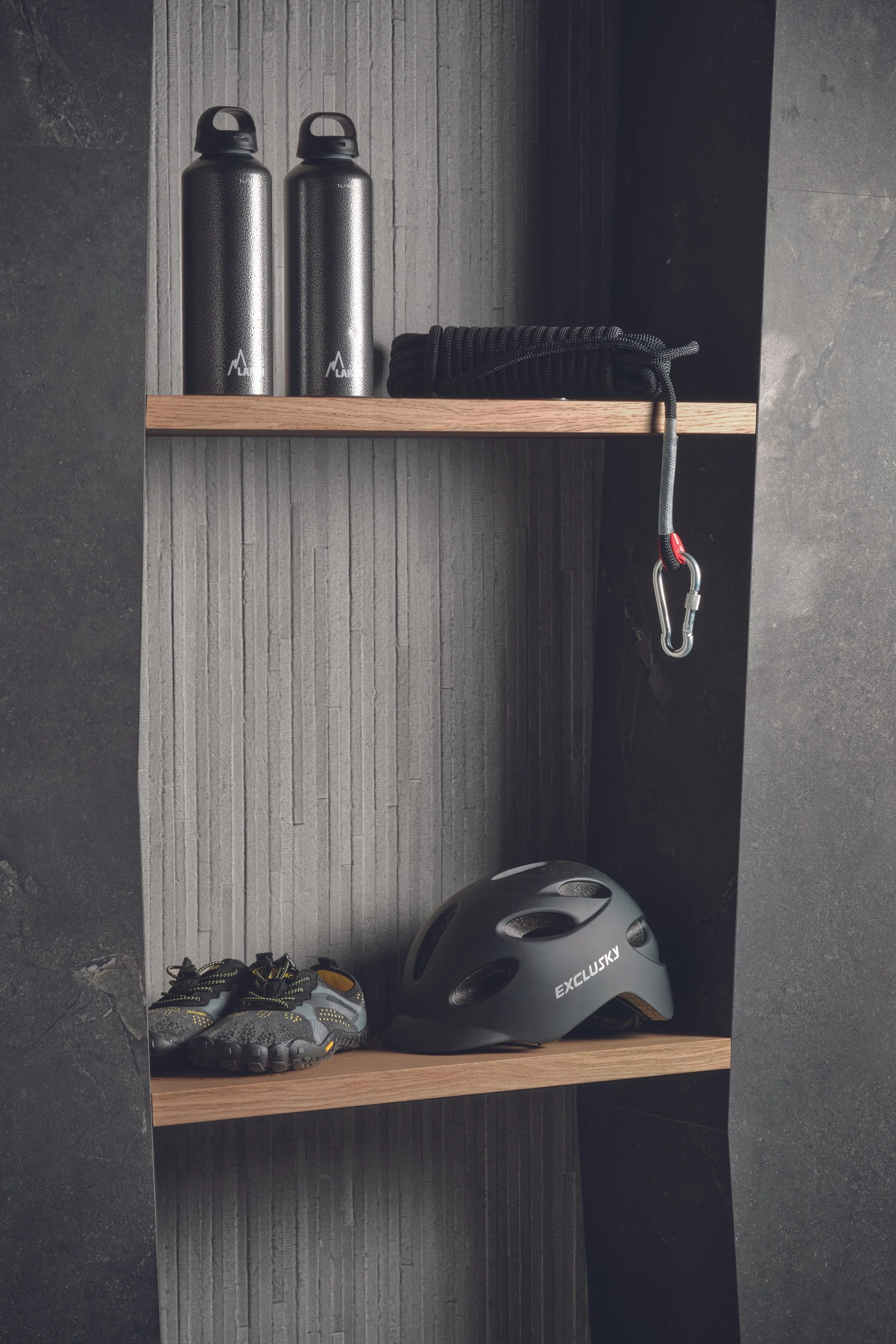 Infinity Grey Arcade 60x120 Black 120X278 Part Negozio 2.jpg