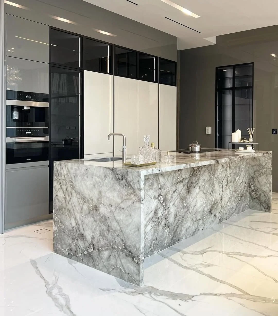 Laguna Blanca Island.jpg