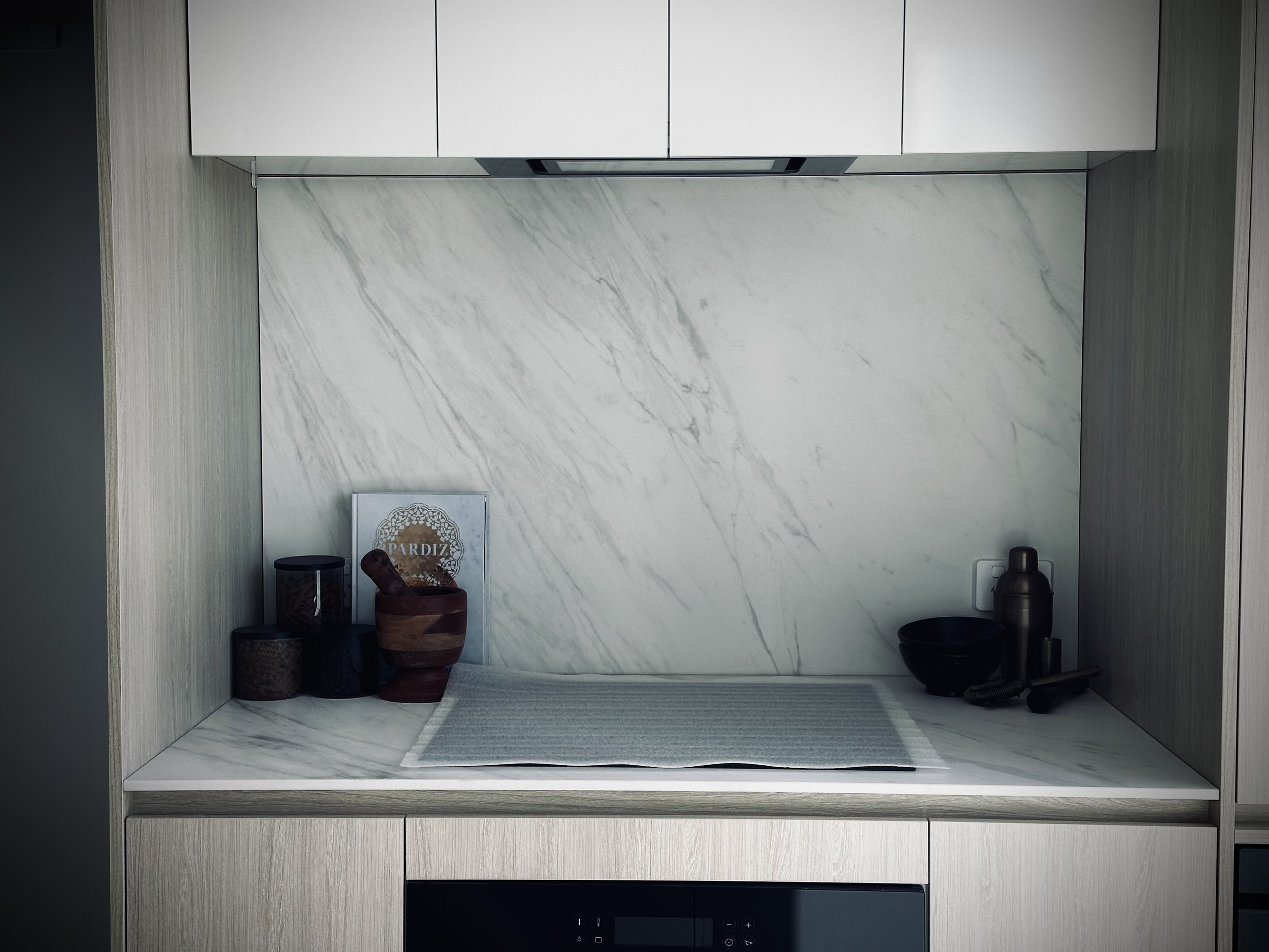 Raffaello Backsplash.jpg