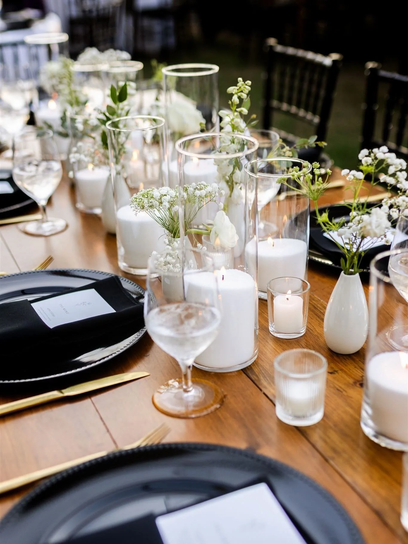 From the favorites archive 🖤🤍

@sterlinglifephoto 
@eastbeachflowers 
@hermitagemuseumva 
@bigtopentertainmentva