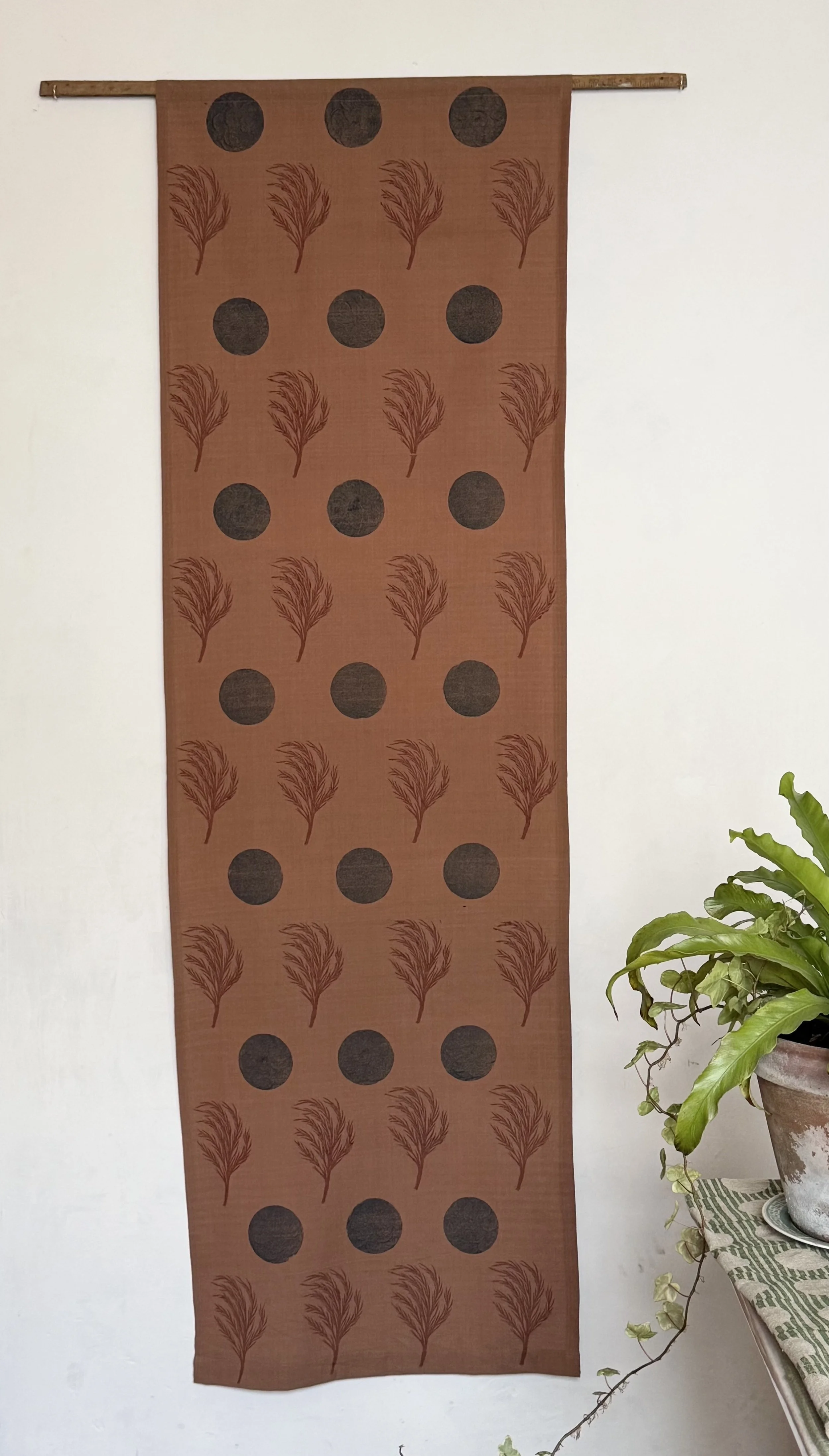 Grass & Blue Dots 179 x 57 cm.jpg