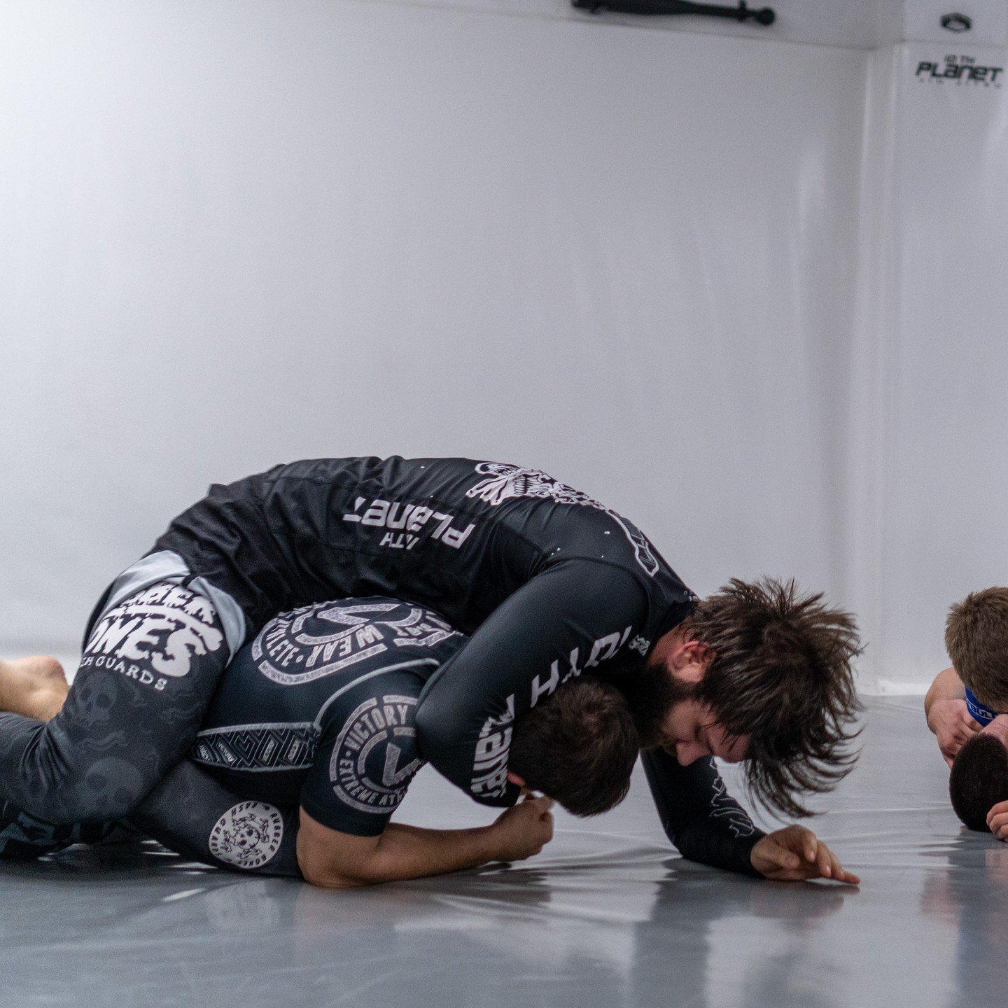 I want to drive you through the night, down the hills 🚘

#nightcall #noexcuses #jiujitsu #10p4l