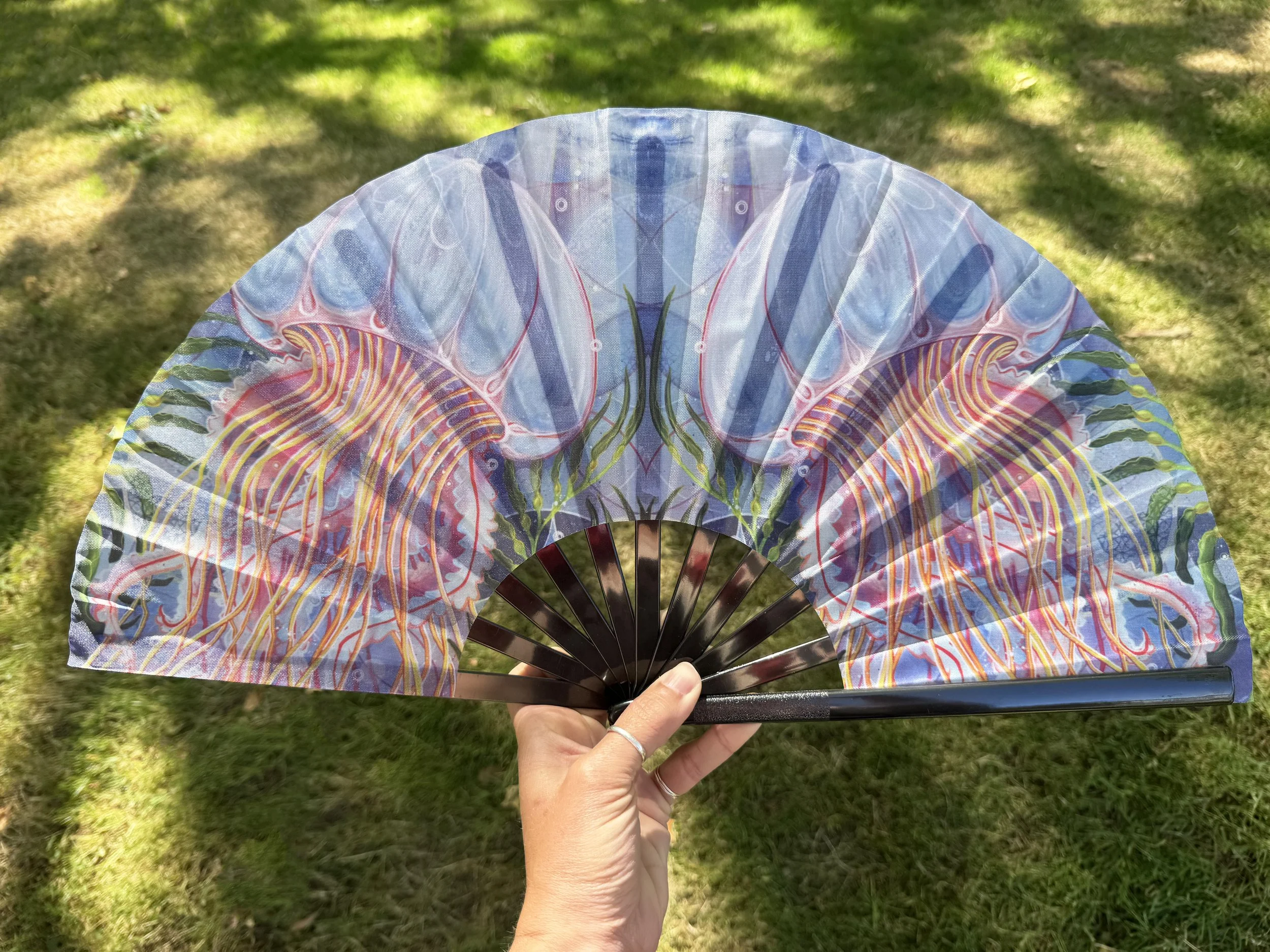 handfan_open3.jpg