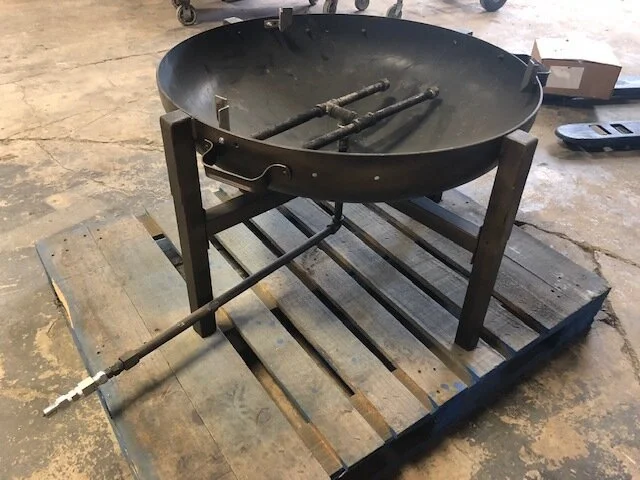 Firepit Rig, 1/2" x 50' LPG Hose w/ Regulator, Stones, Fire logs